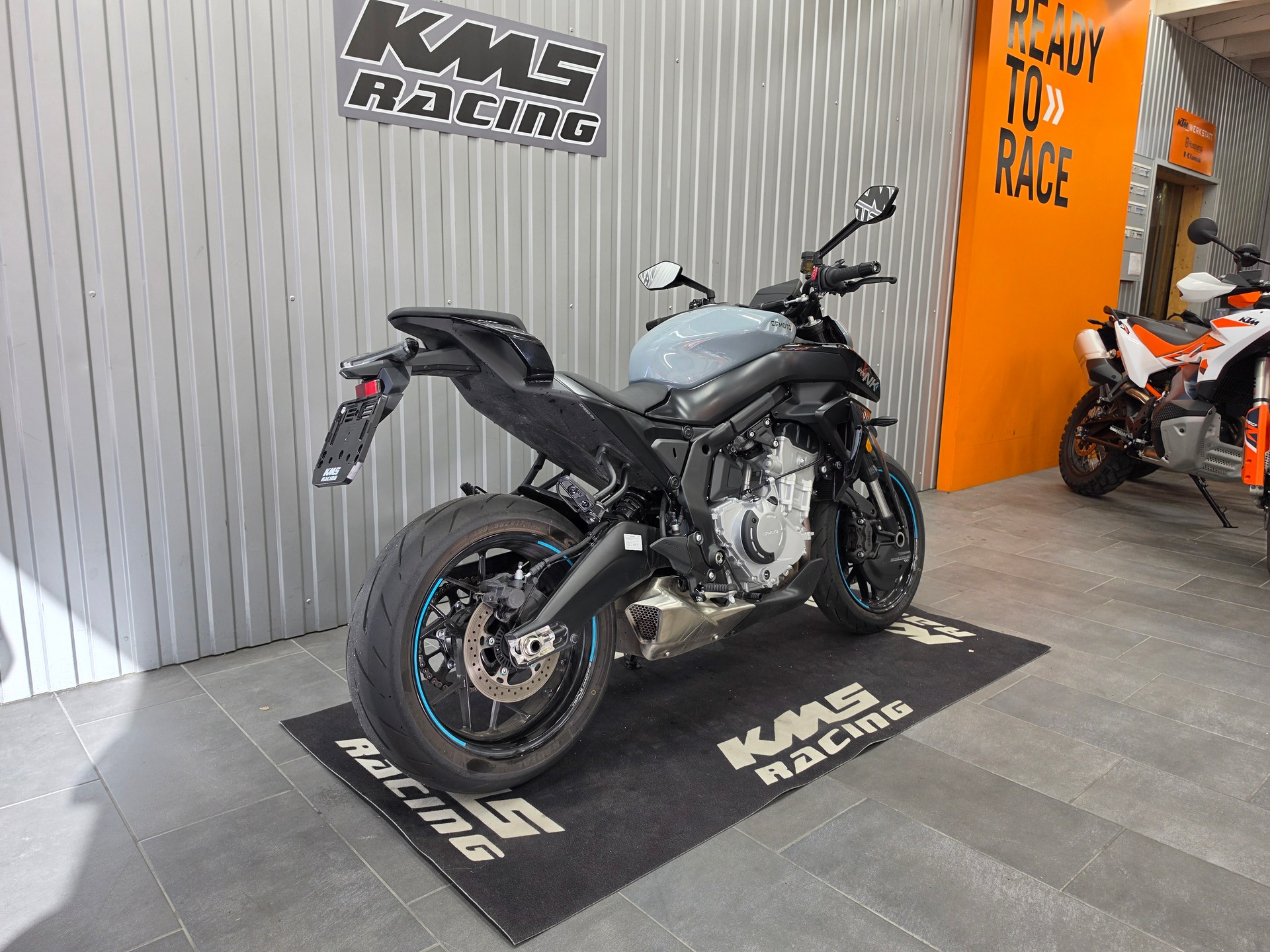 CF MOTO 675NK-showroom-element-2