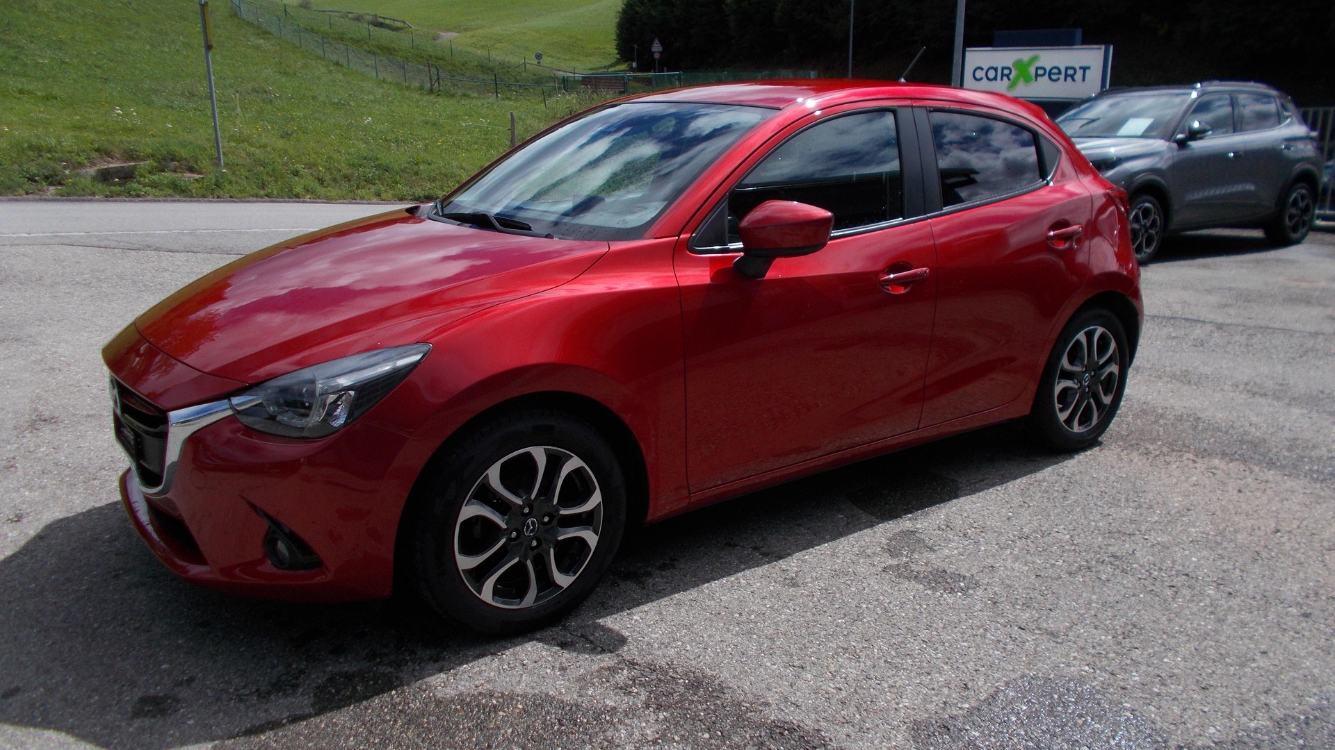 MAZDA 2 1.5i 16V Skyactiv-G Revolution-image-2