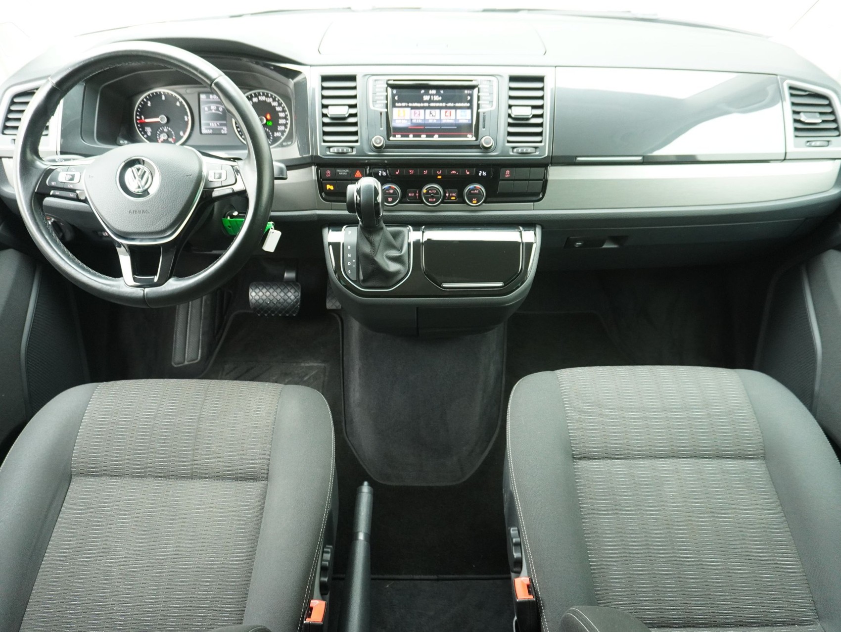 VW T6 Multivan 2.0 TDI DSG Comfortline 4Motion-image-13