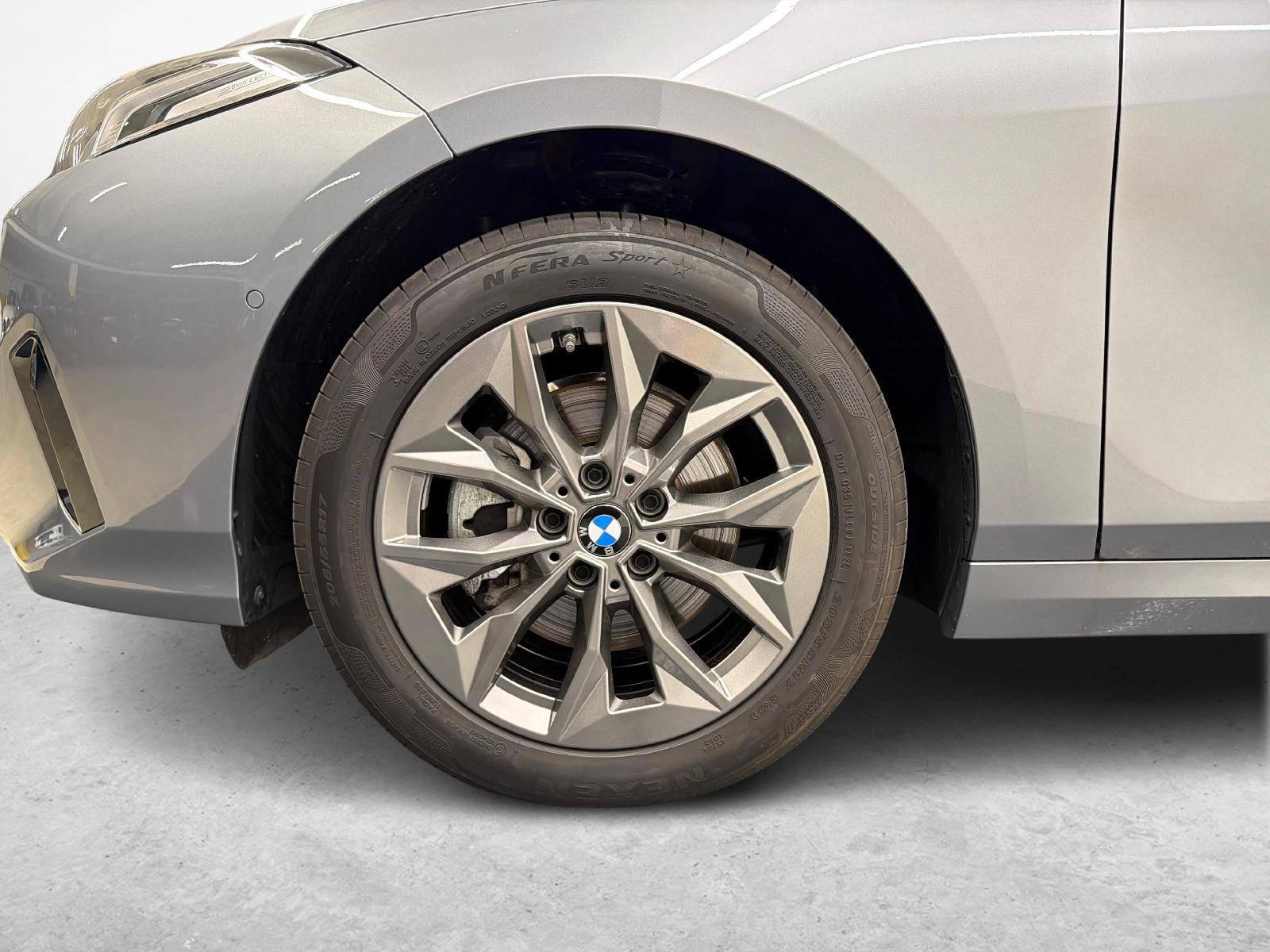 BMW 1er Reihe F70 116-image-13