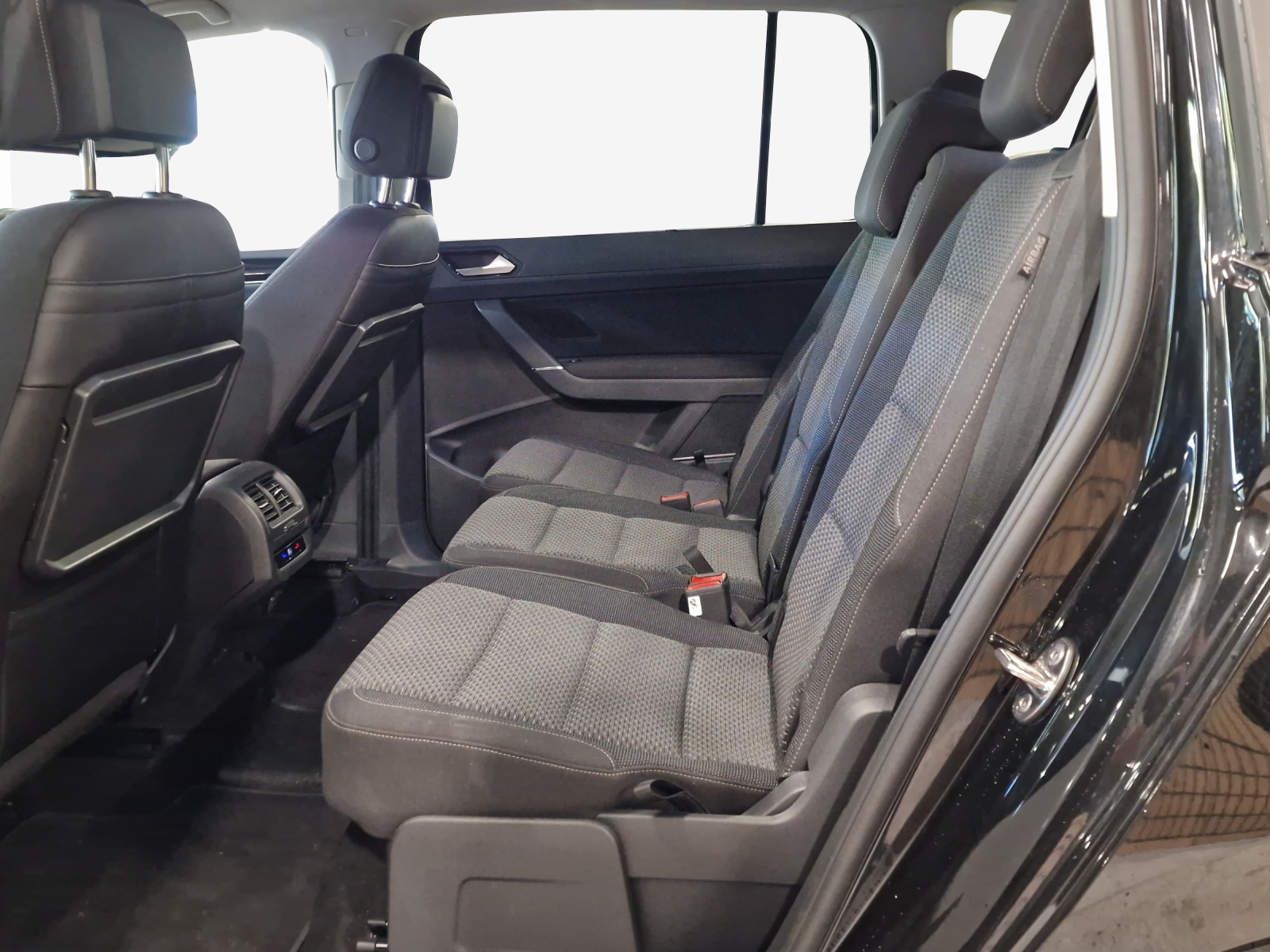 VW Touran 1.5 TSI EVO Comfortline DSG-image-11