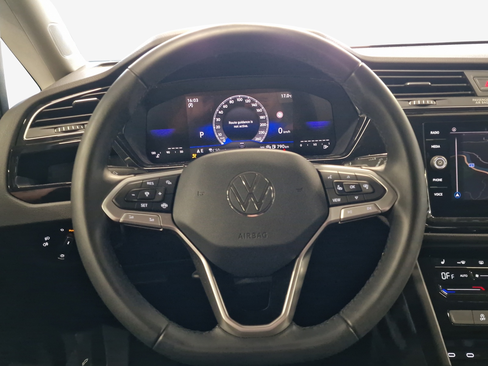 VW Touran 1.5 TSI EVO Comfortline DSG-image-9