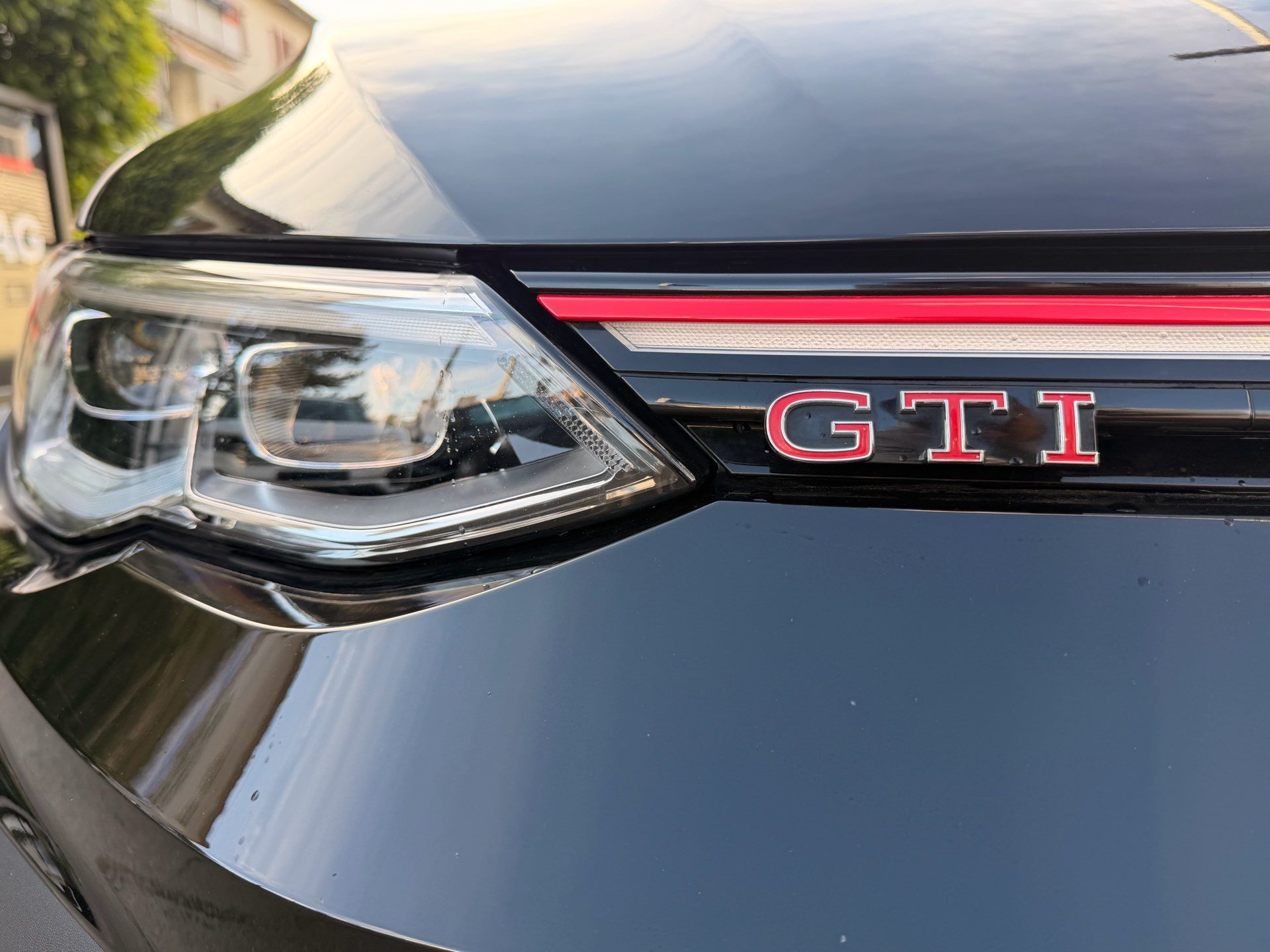 VW Golf GTI CLUBSPORT-image-7