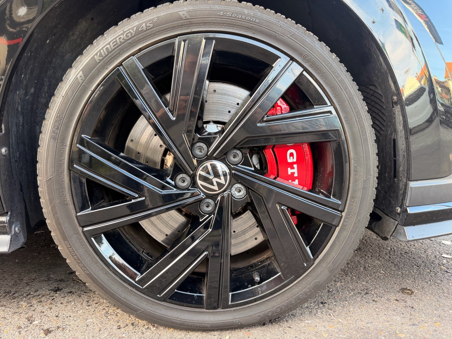 VW Golf GTI CLUBSPORT-image-6