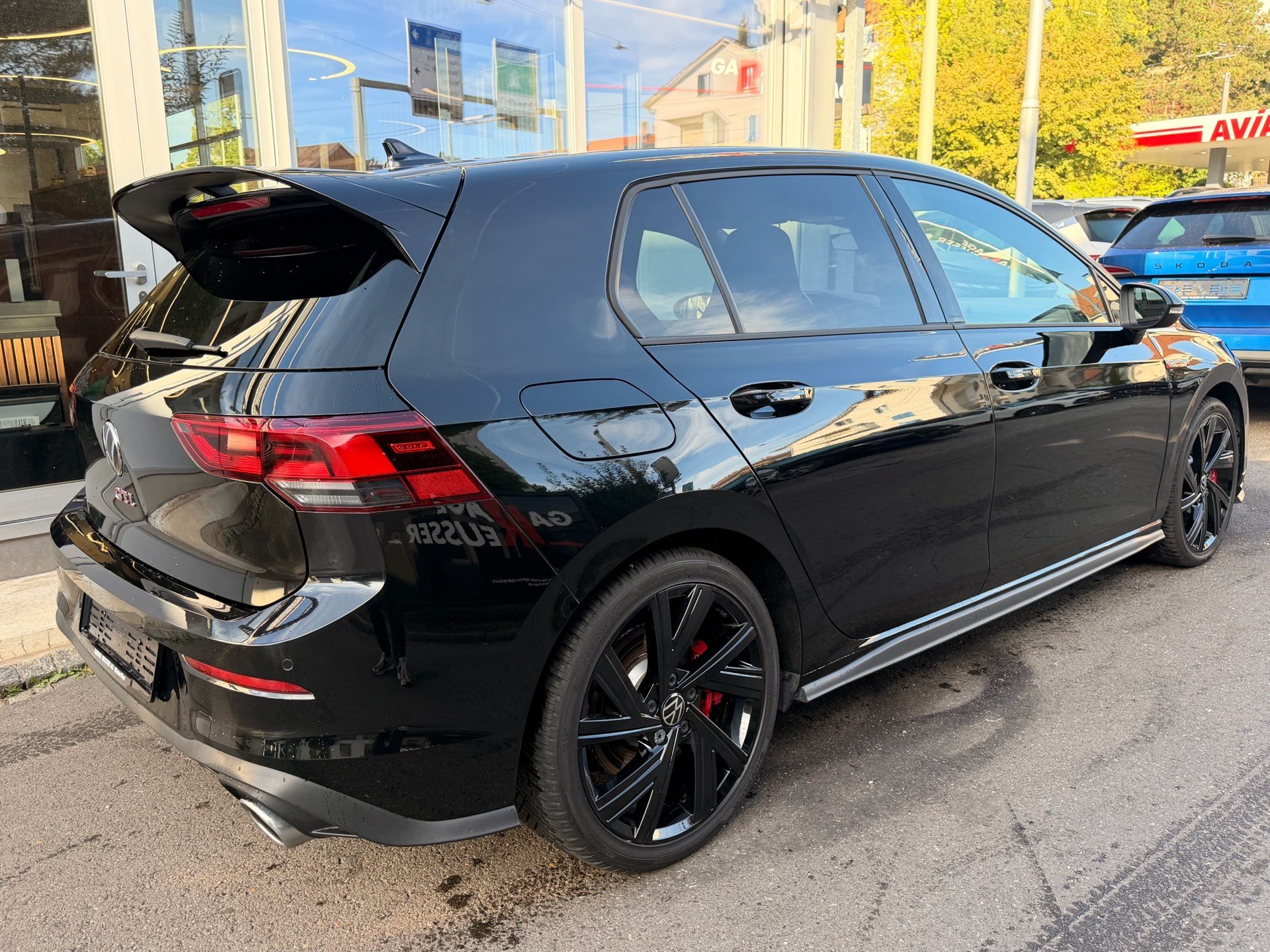 VW Golf GTI CLUBSPORT-image-3