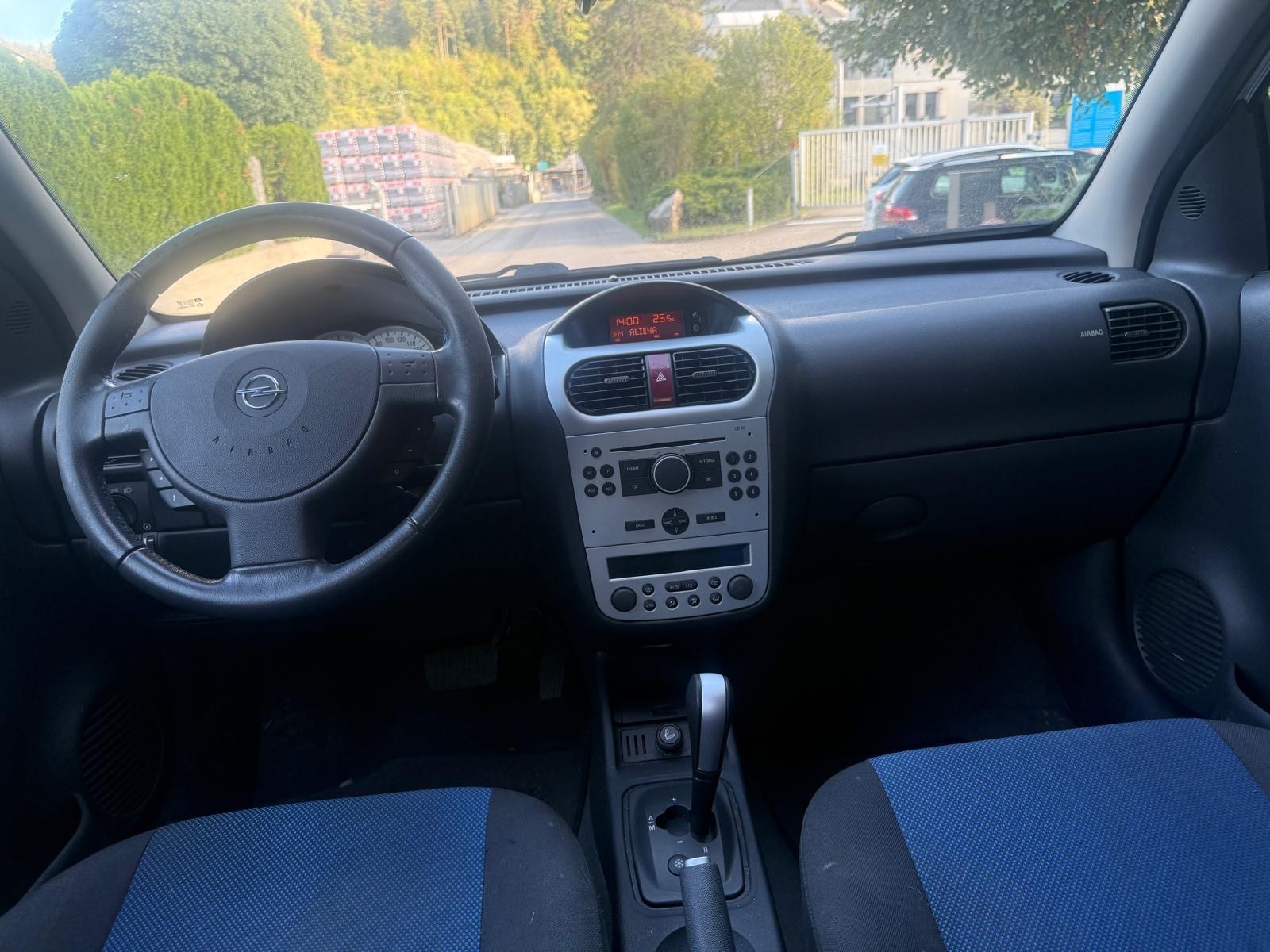 OPEL Corsa 1.4 TP Cosmo-image-3
