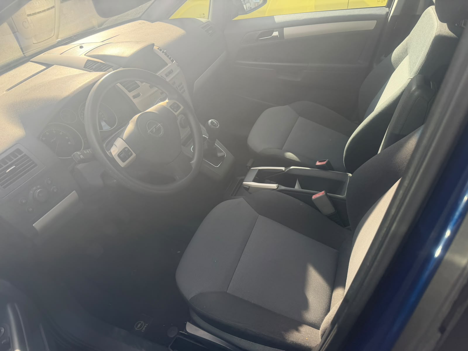 OPEL Zafira 1.8i 16V Enjoy-image-6