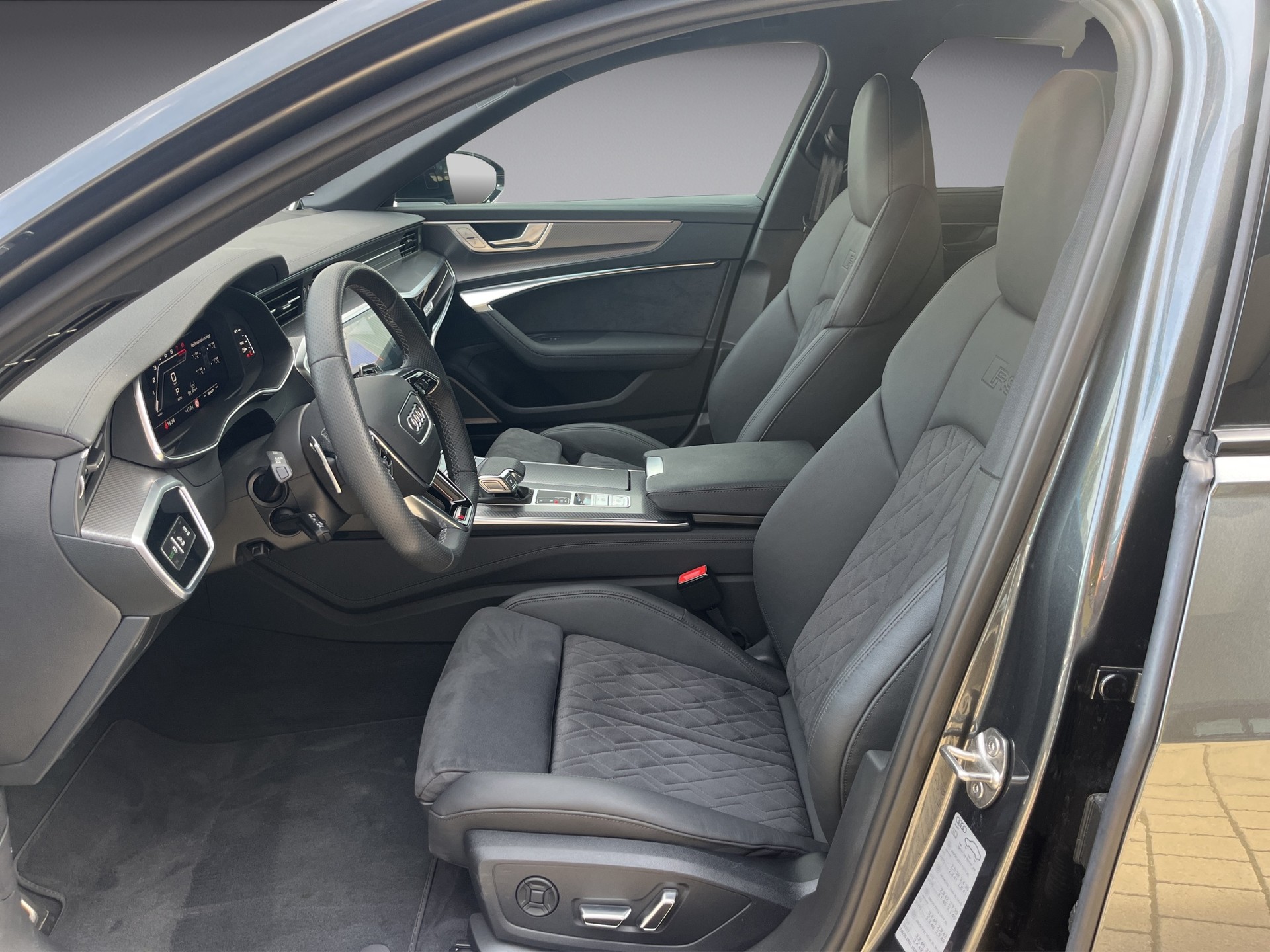 AUDI RS6 Avant 4.0 TFSI V8 quattro *B&O Advanced, 5 Jahre Werks-Garantie*-image-7