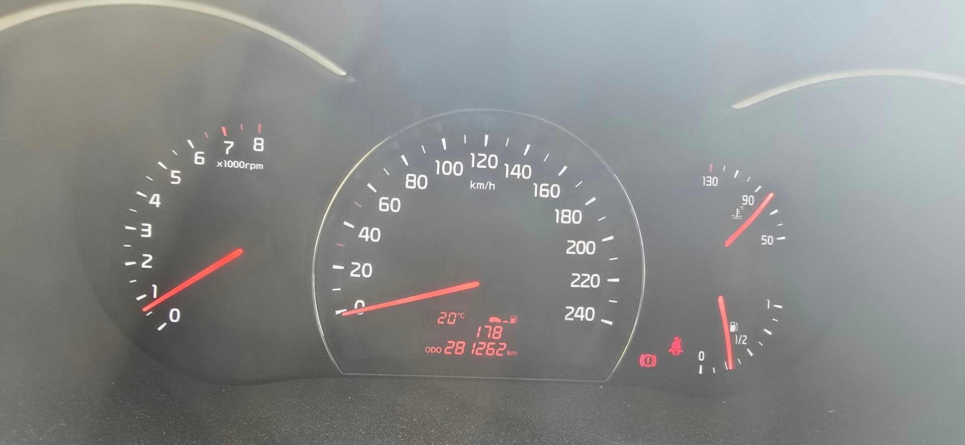 KIA Sorento 2.4 Trend-image-12