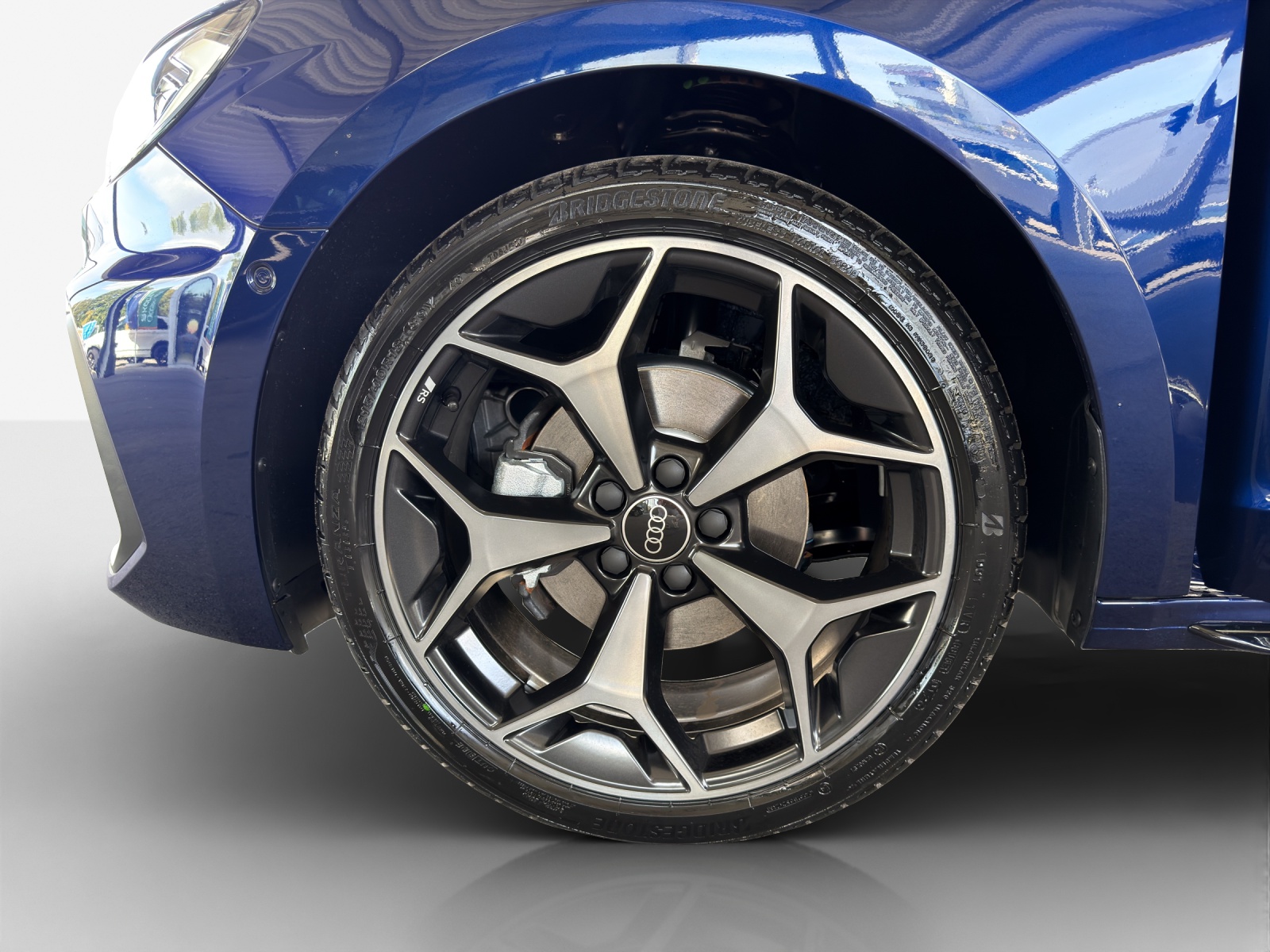 AUDI A1 Sportback 30 TFSI S Line Attraction S-tronic-image-13