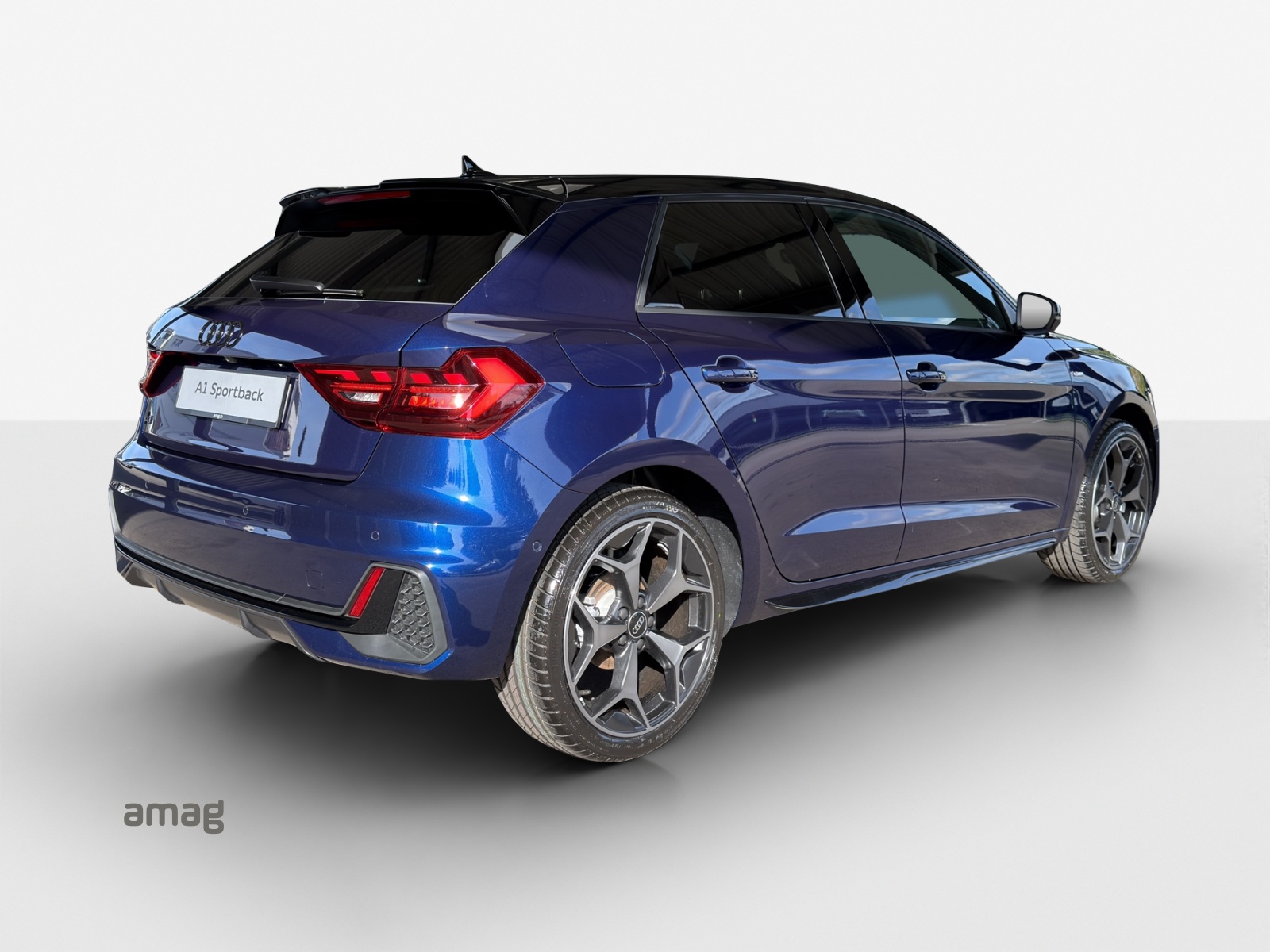 AUDI A1 Sportback 30 TFSI S Line Attraction S-tronic-image-4