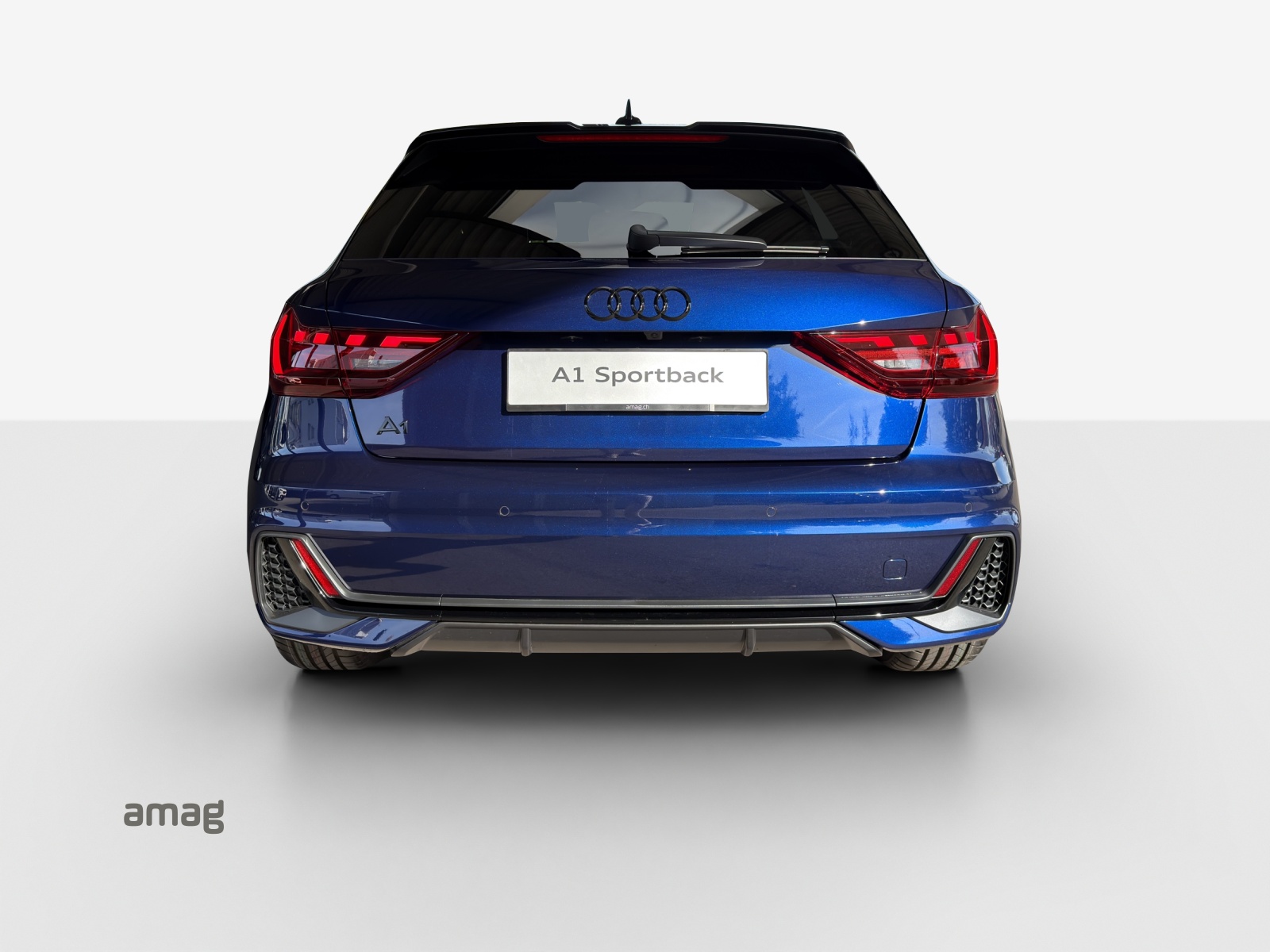 AUDI A1 Sportback 30 TFSI S Line Attraction S-tronic-image-3