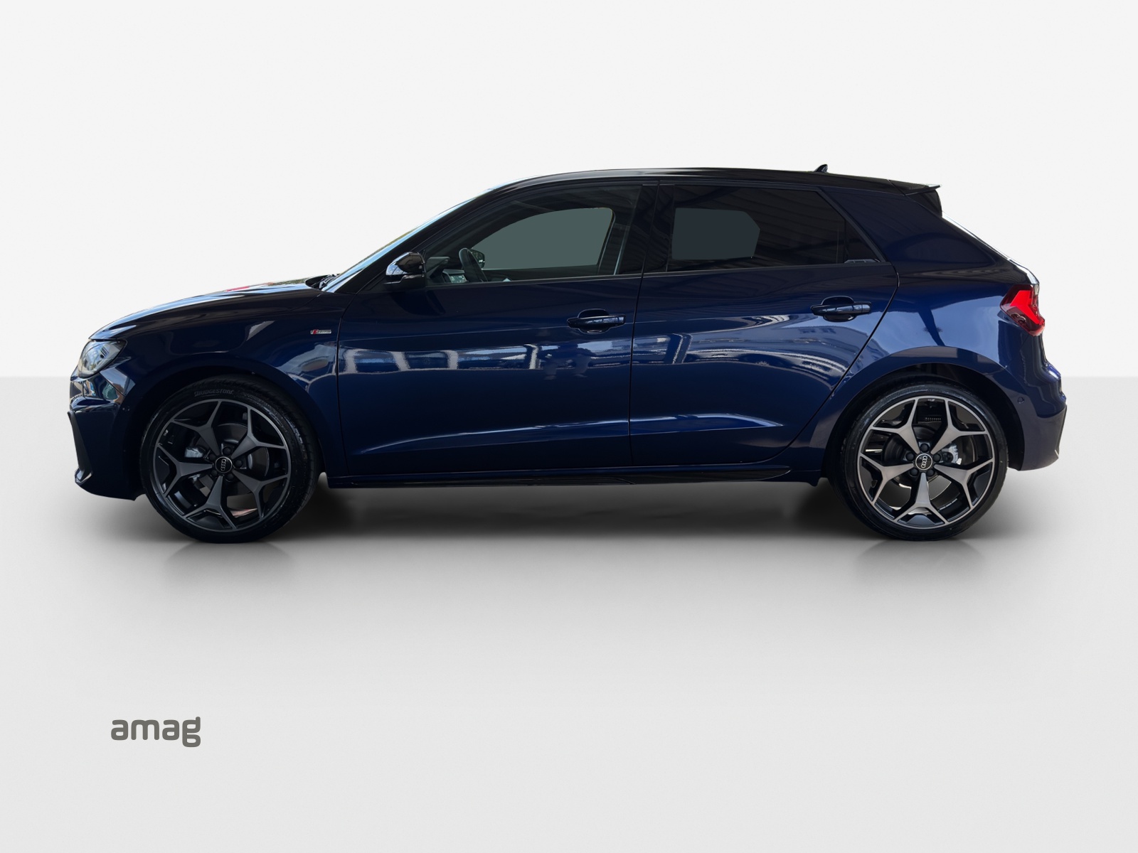 AUDI A1 Sportback 30 TFSI S Line Attraction S-tronic-image-1