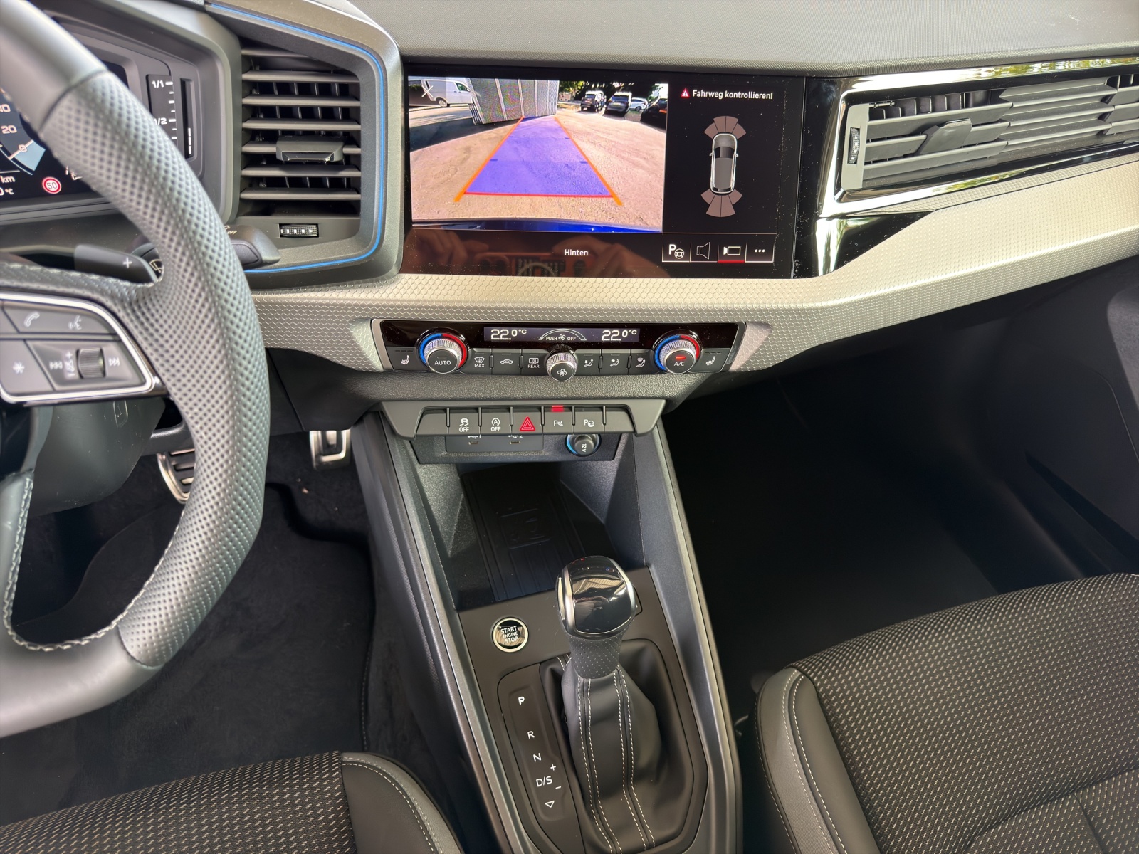 AUDI A1 Sportback 30 TFSI S Line Attraction S-tronic-image-10