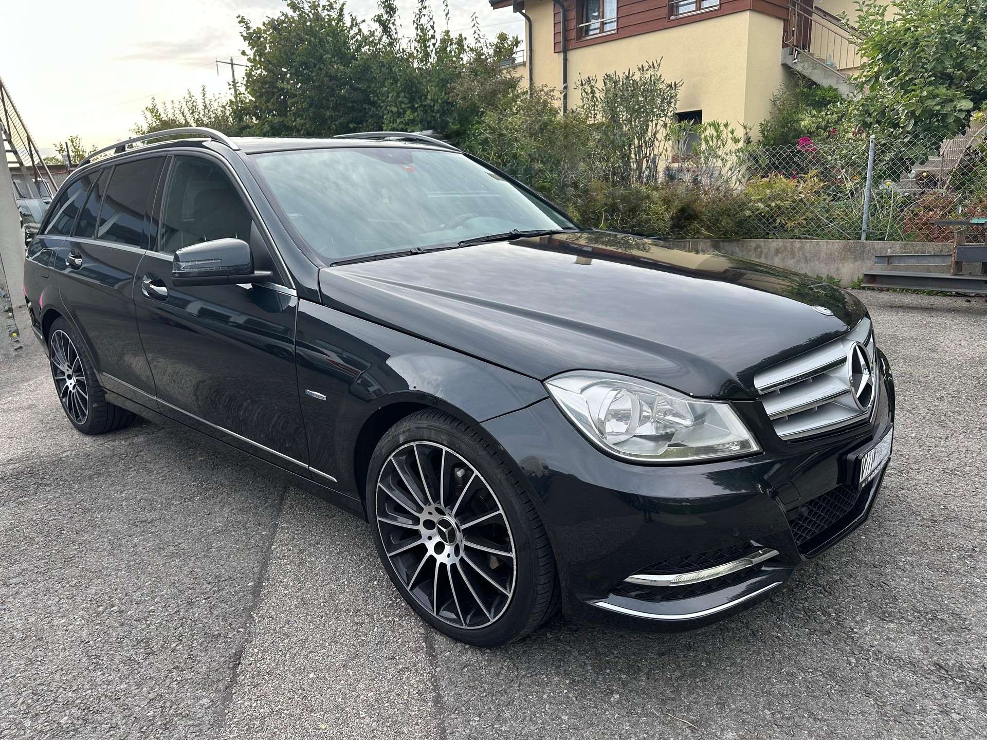 MERCEDES-BENZ C 250 CDI Blue Efficiency 4Matic 7G-Tronic-image-4
