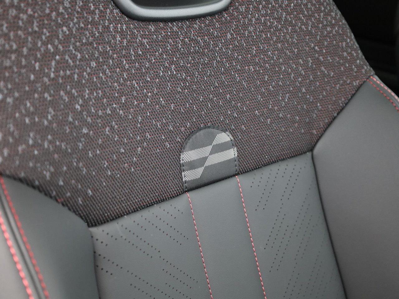 MINI Countryman S ALL4 Steptronic-image-31