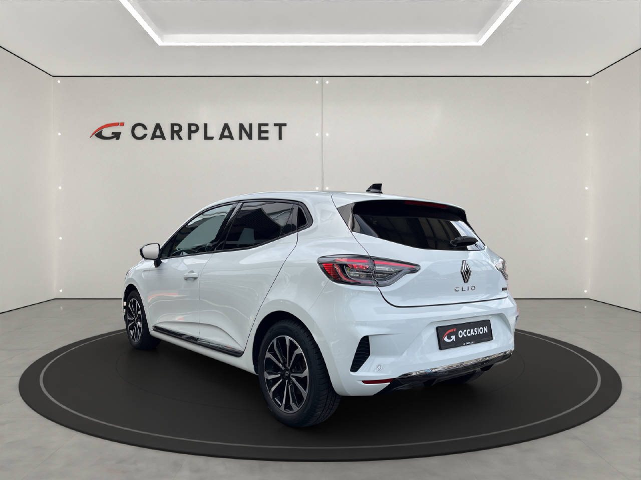 RENAULT Clio 1.6 E-Tech techno-image-1