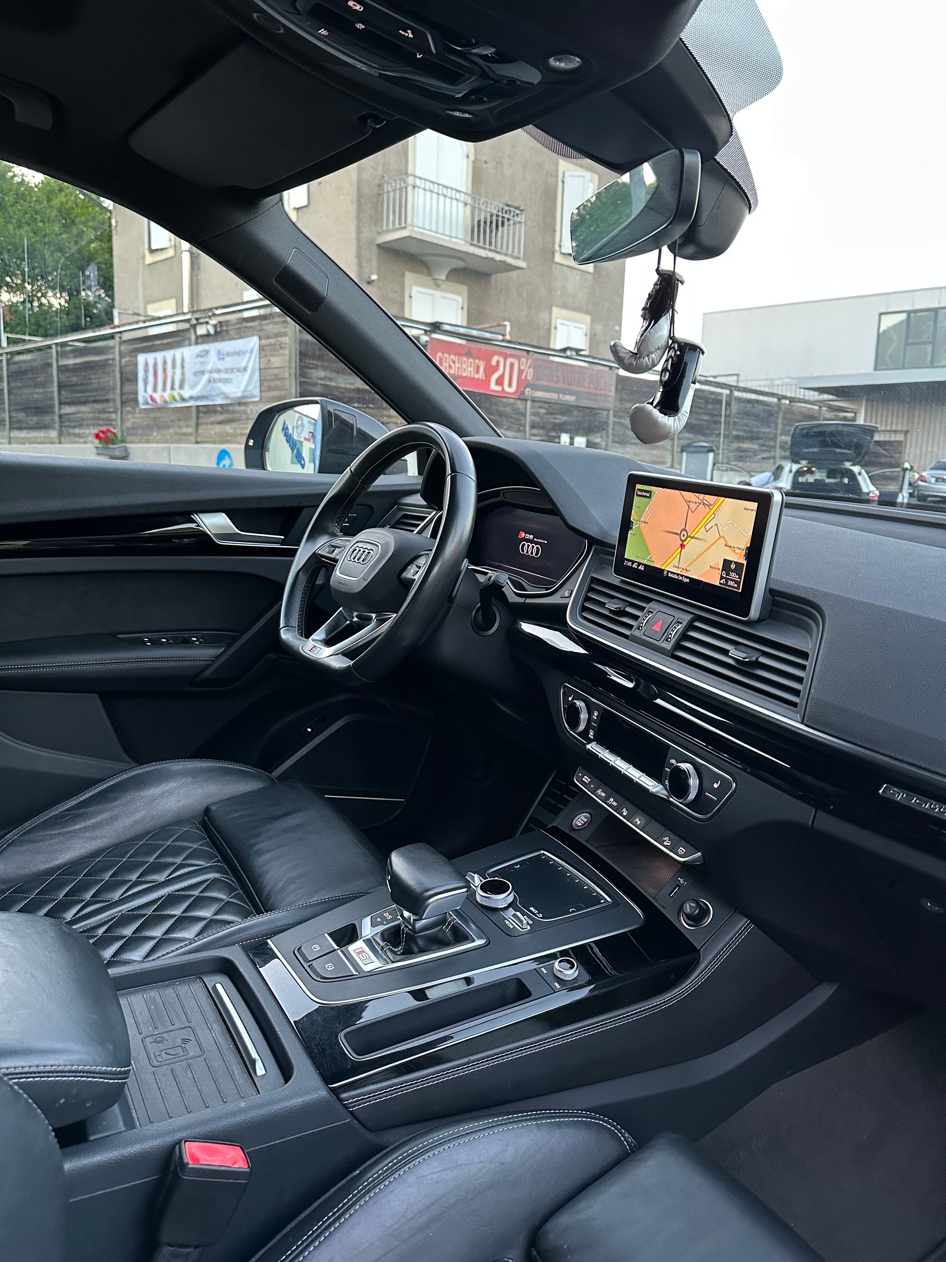 AUDI 3.0 V6 TFSI quattro T-Tronic-image-4
