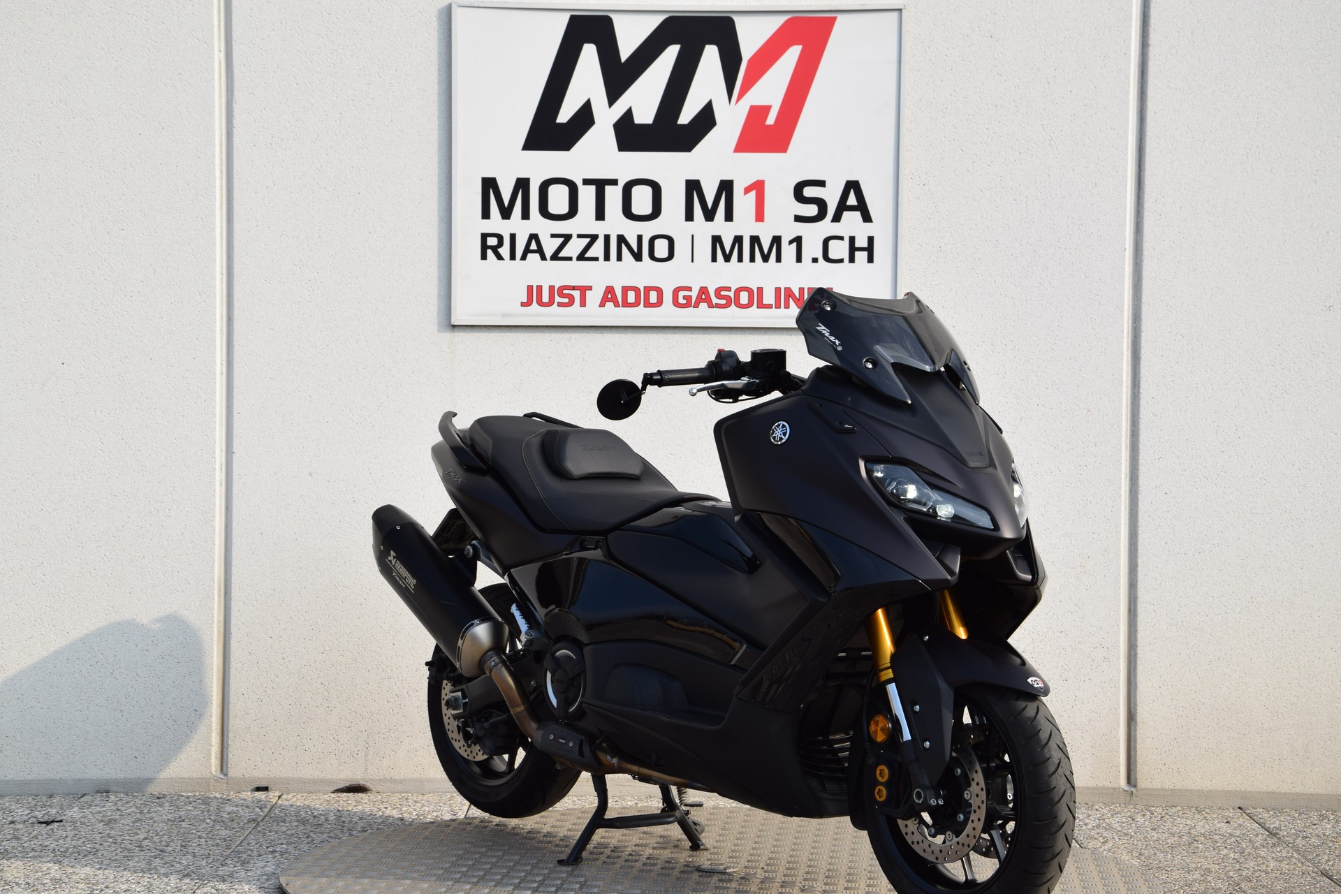 YAMAHA T-MAX Tech-Max XP 560-showroom-element-1