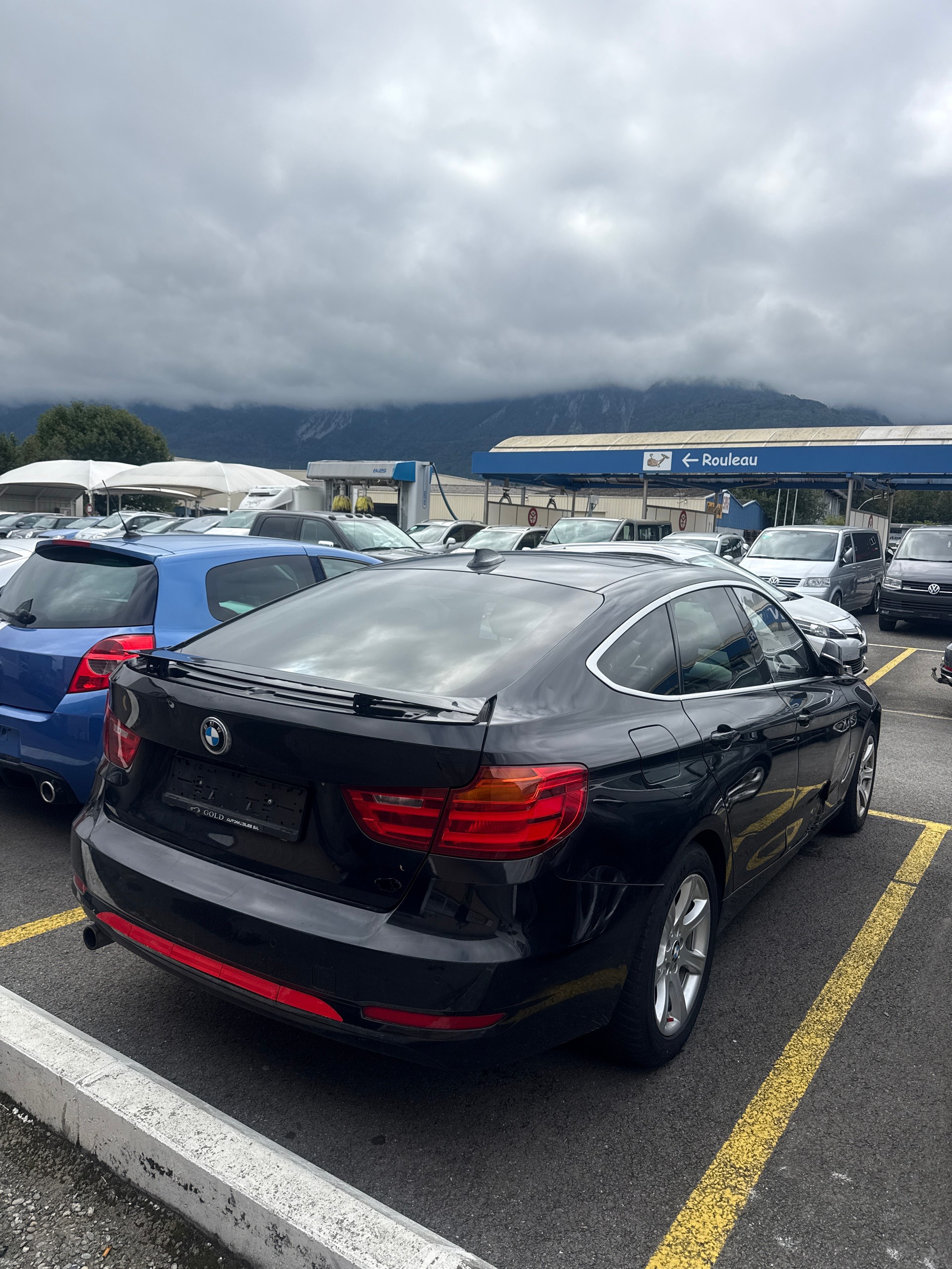 BMW 320 Gran Turismo-image-3