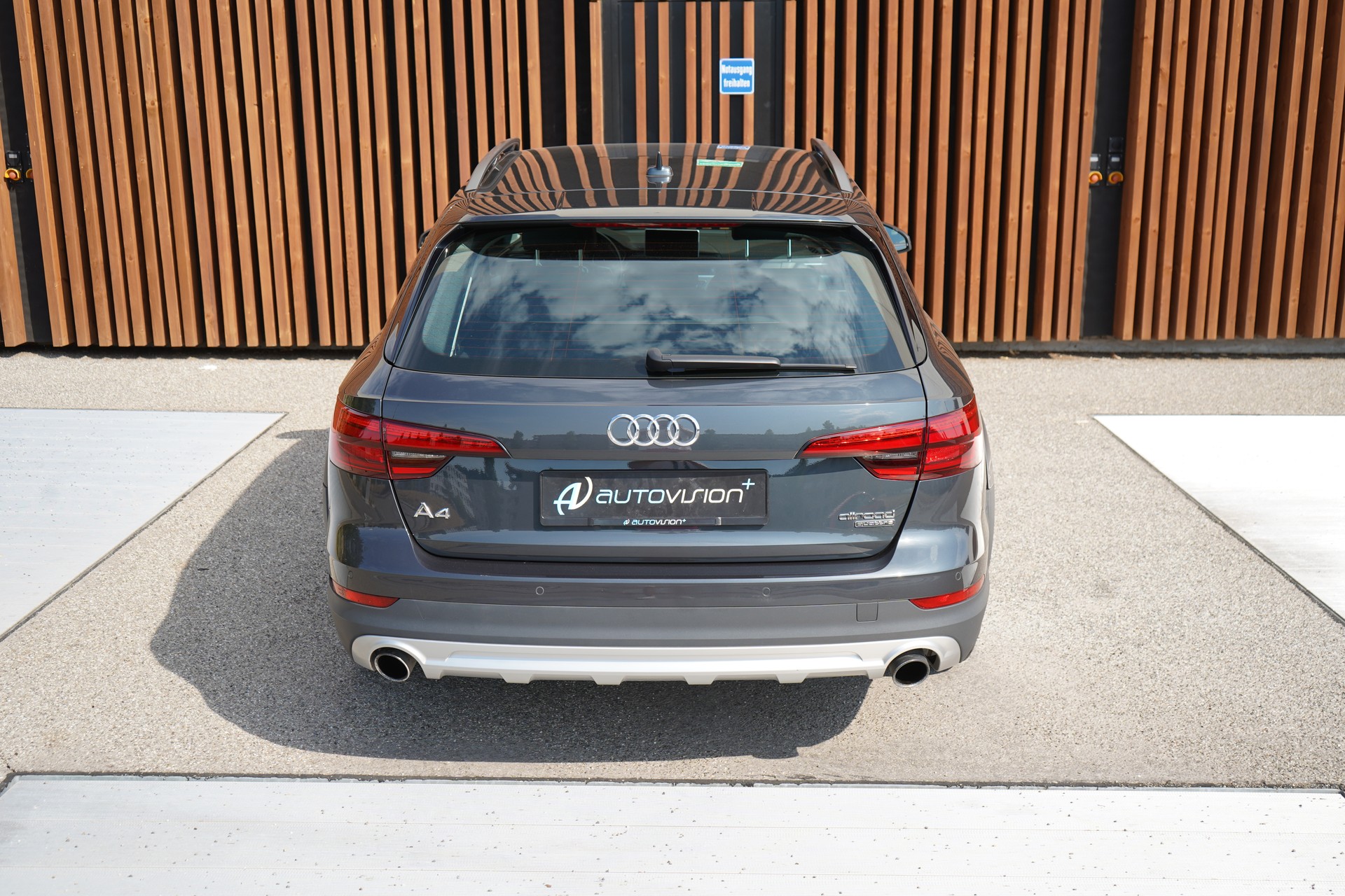 AUDI A4 ALLROAD 2.0 TFSI QUATTRO S-TRONIC l 251 PS-image-15