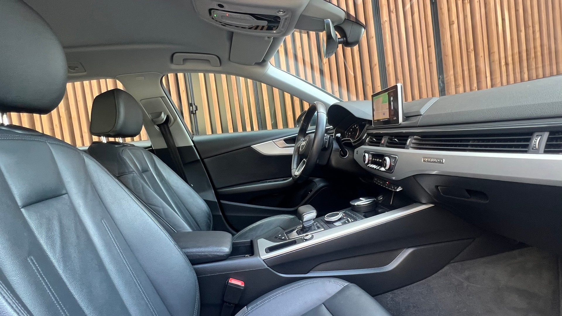AUDI A4 ALLROAD 2.0 TFSI QUATTRO S-TRONIC l 251 PS-image-22