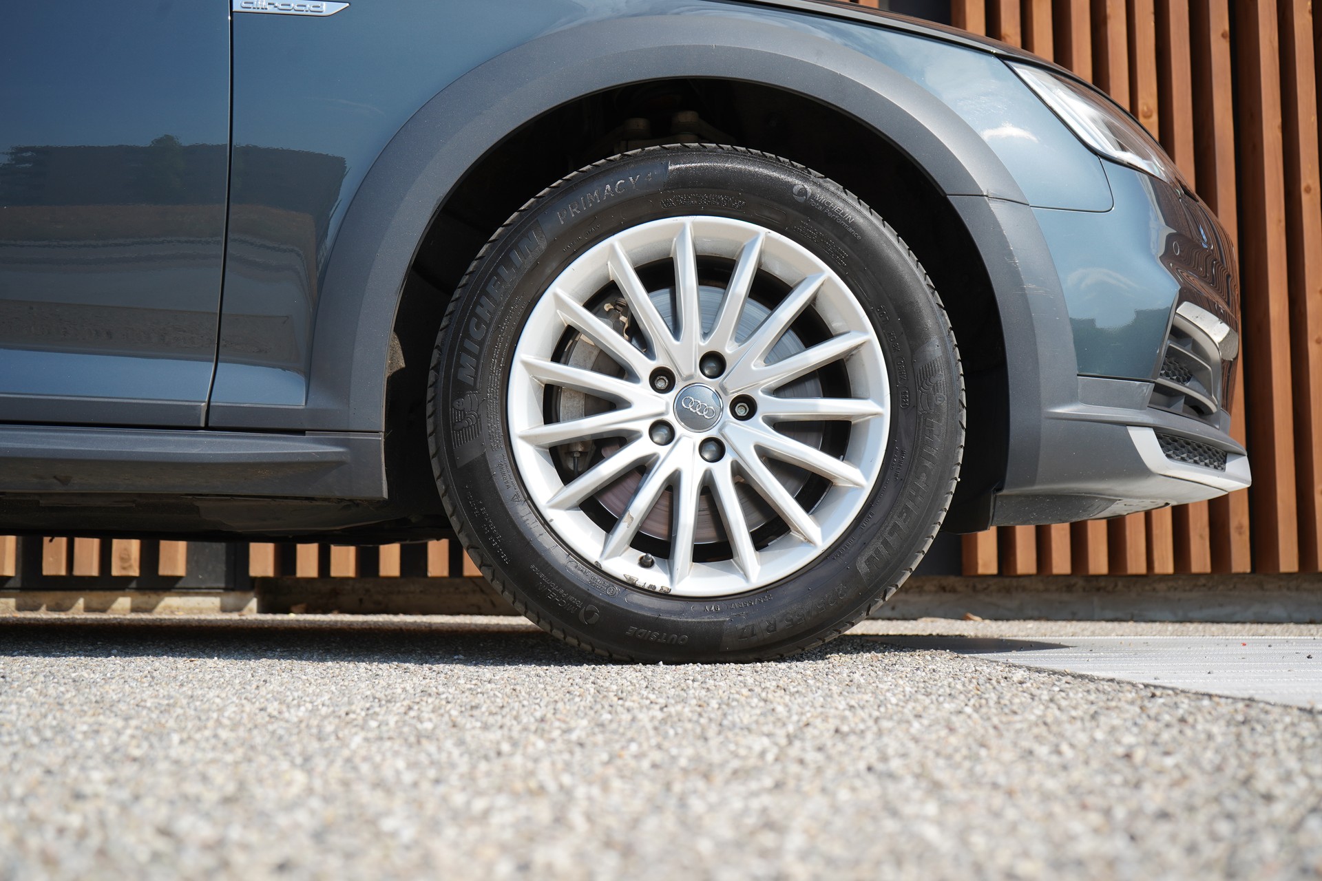 AUDI A4 ALLROAD 2.0 TFSI QUATTRO S-TRONIC l 251 PS-image-18
