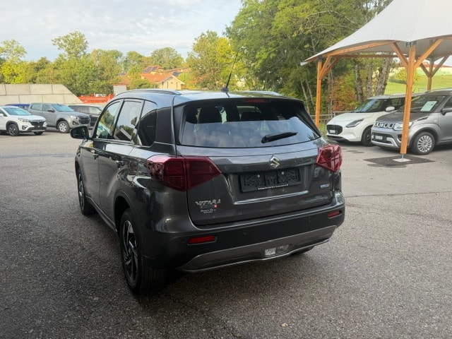SUZUKI Vitara 1.4 Boosterjet Compact Top 4x4 Hybrid Automatic-image-2