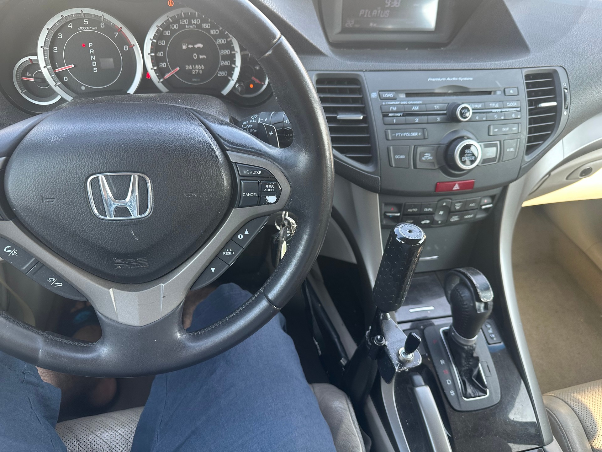 HONDA Accord Tourer 2.0i 16V Executive Automatic-image-12