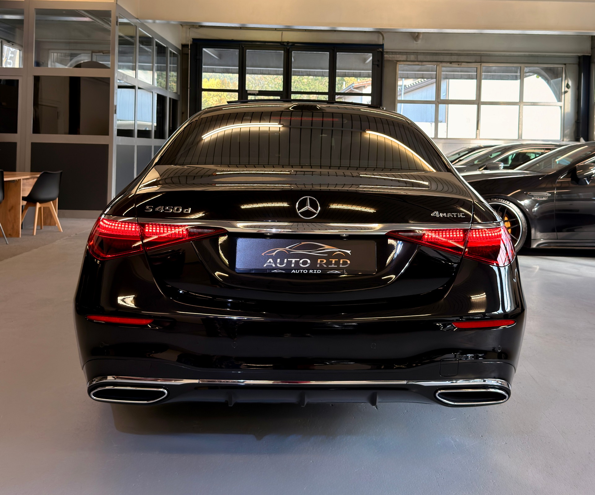 MERCEDES-BENZ S 450d L 4Matic AMG Line 9G-Tronic-image-4