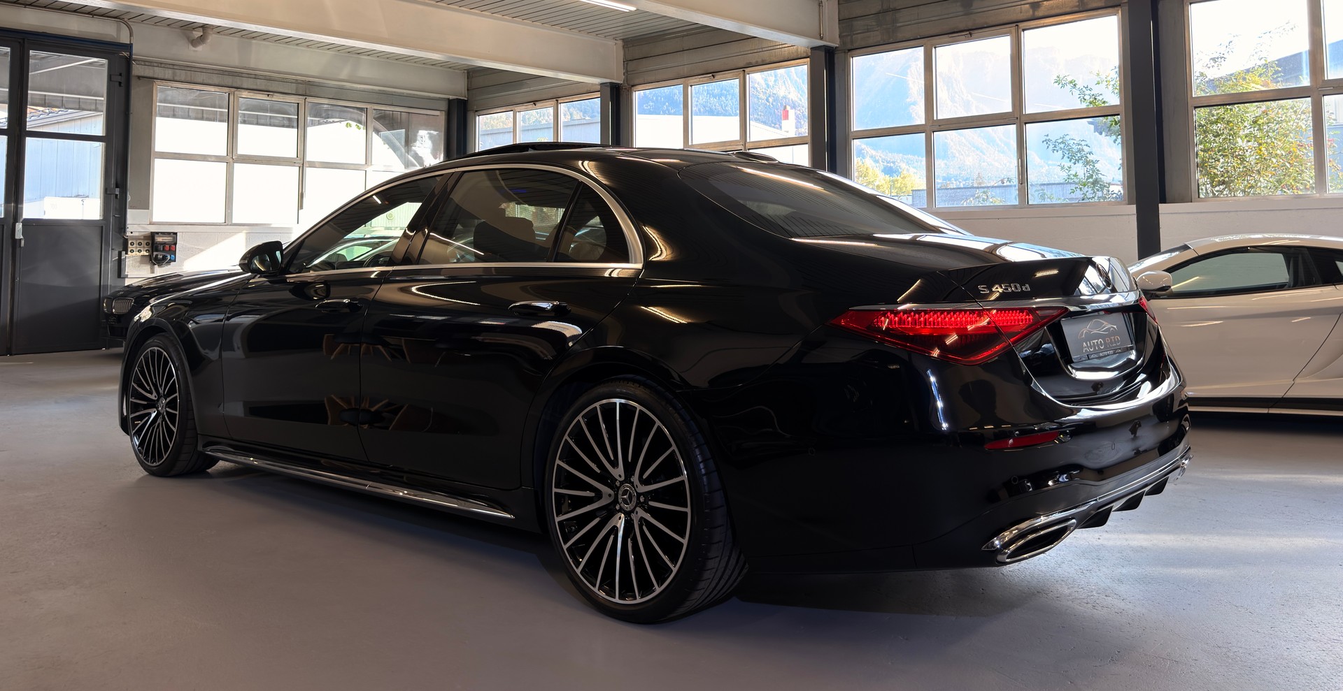 MERCEDES-BENZ S 450d L 4Matic AMG Line 9G-Tronic-image-3