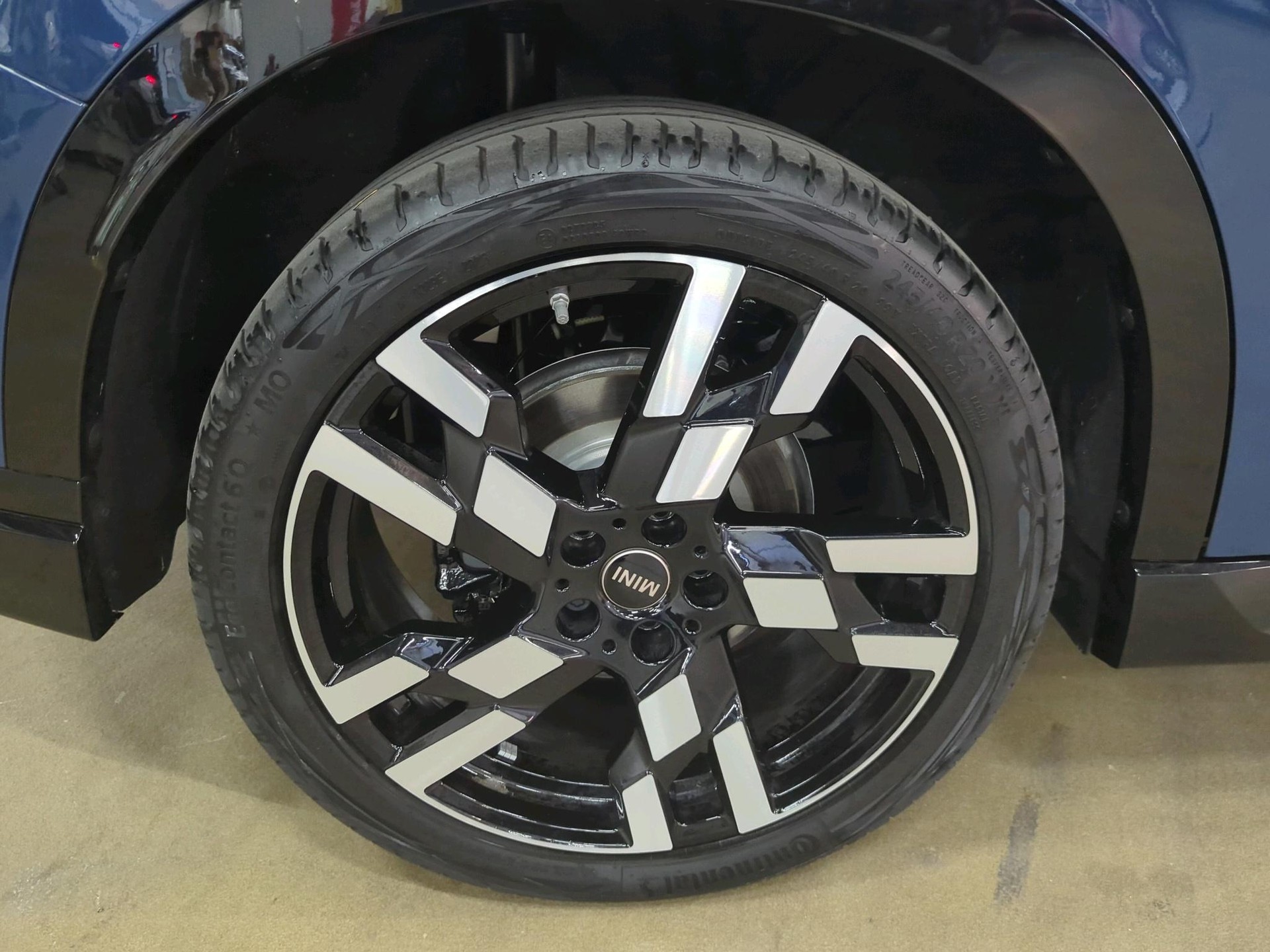 MINI Countryman S ALL4-image-9