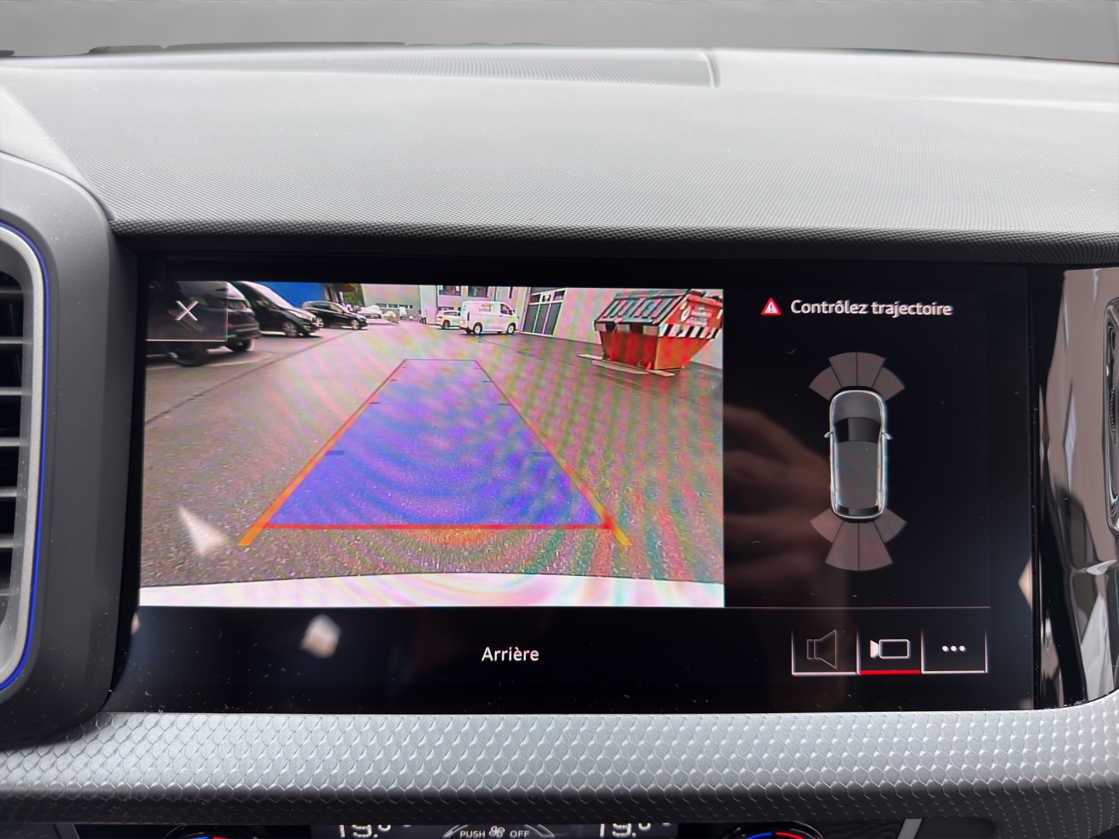 AUDI A1 Sportback 30 TFSI S Line S-tronic-image-14
