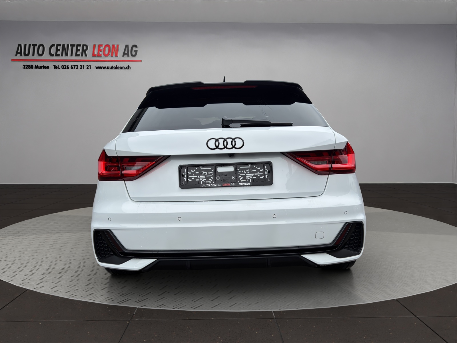 AUDI A1 Sportback 30 TFSI S Line S-tronic-image-4