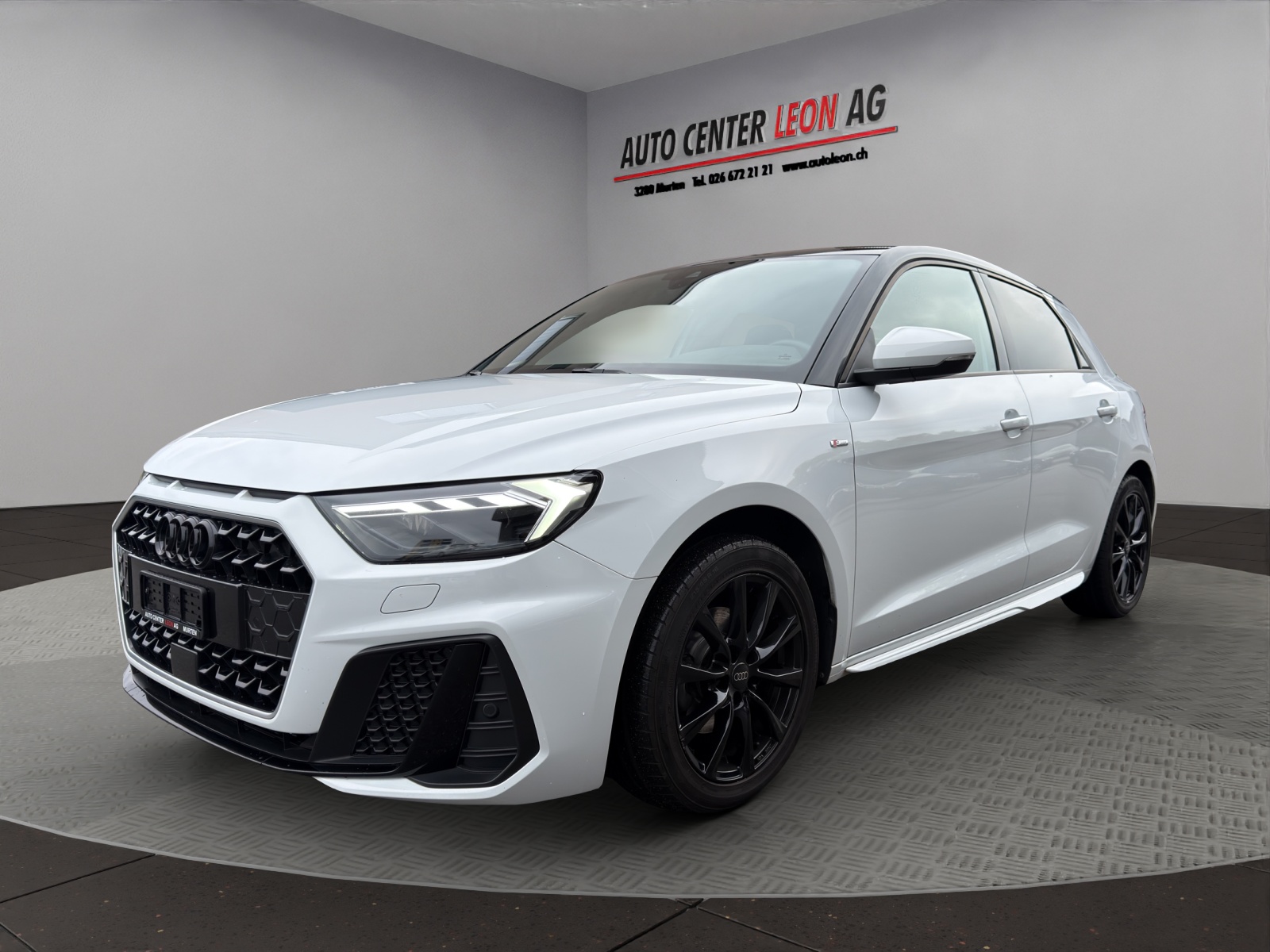 AUDI A1 Sportback 30 TFSI S Line S-tronic-image-1