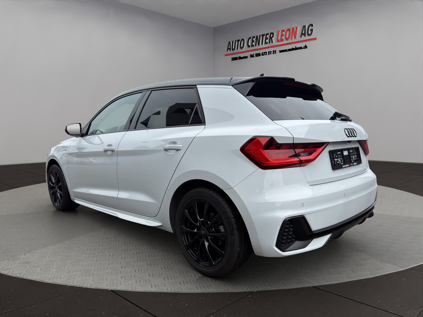 AUDI A1 Sportback 30 TFSI S Line S-tronic-image-3