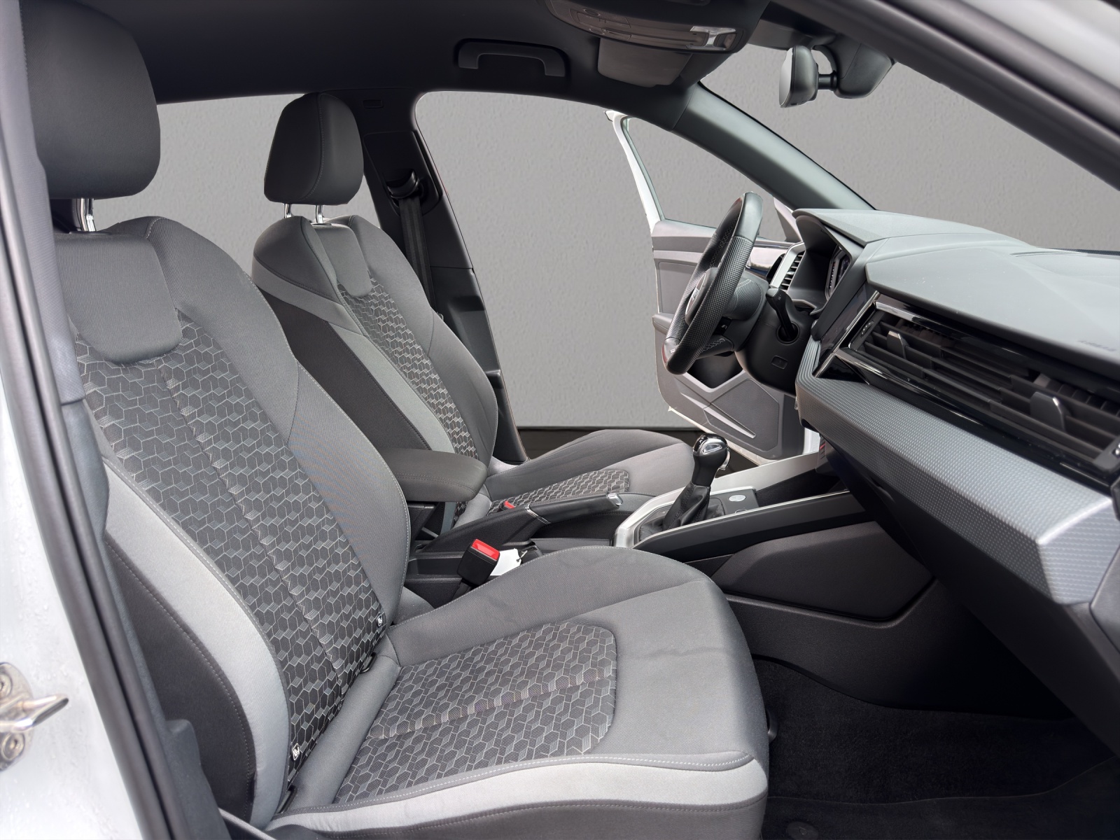 AUDI A1 Sportback 30 TFSI S Line S-tronic-image-16