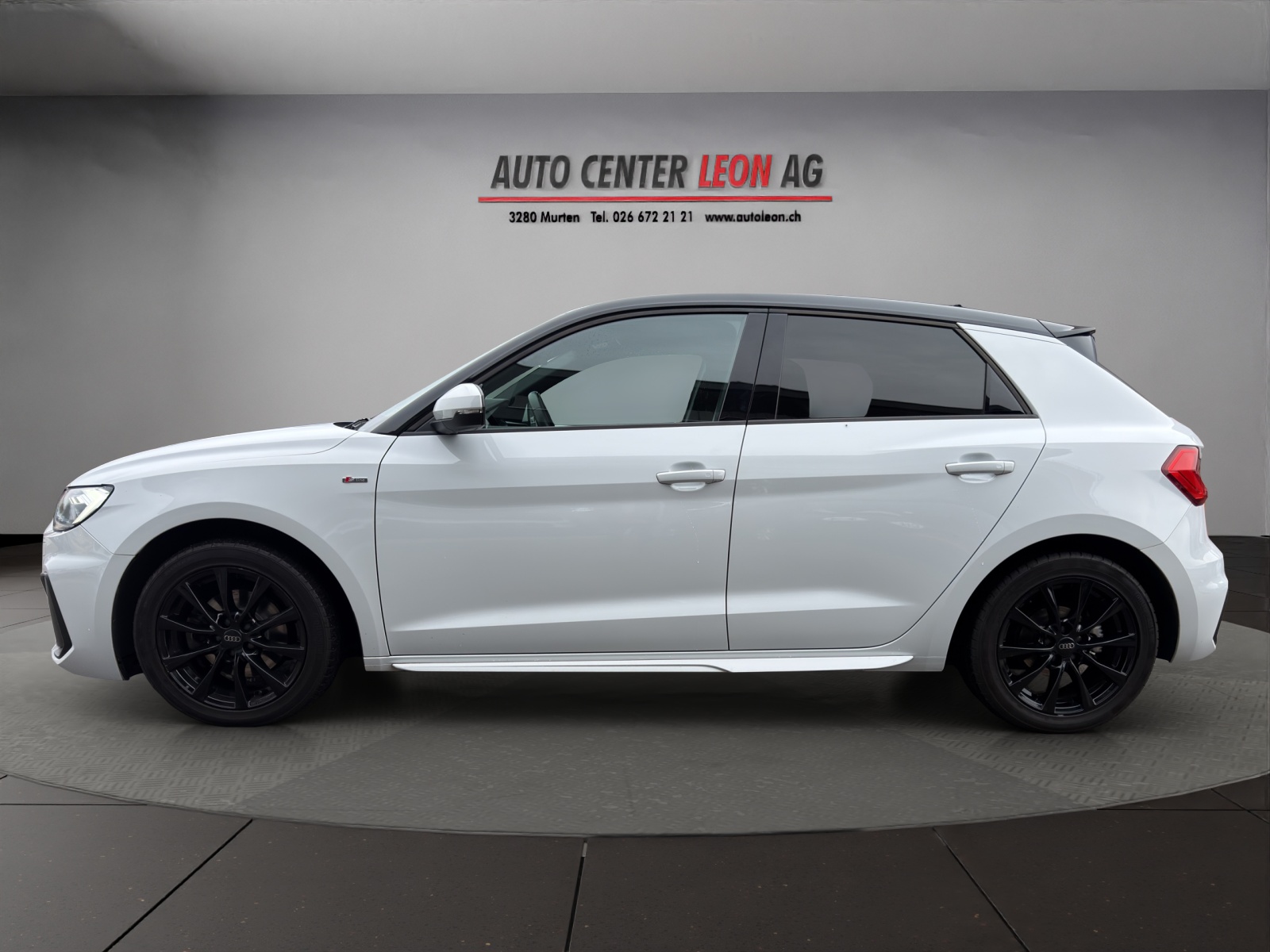 AUDI A1 Sportback 30 TFSI S Line S-tronic-image-2