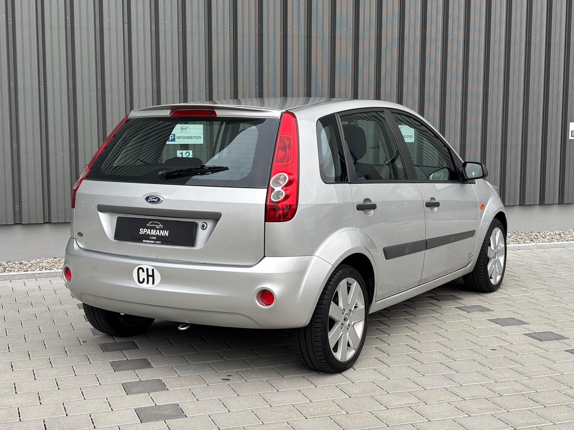 FORD Fiesta 1.6 16V Techno-image-6