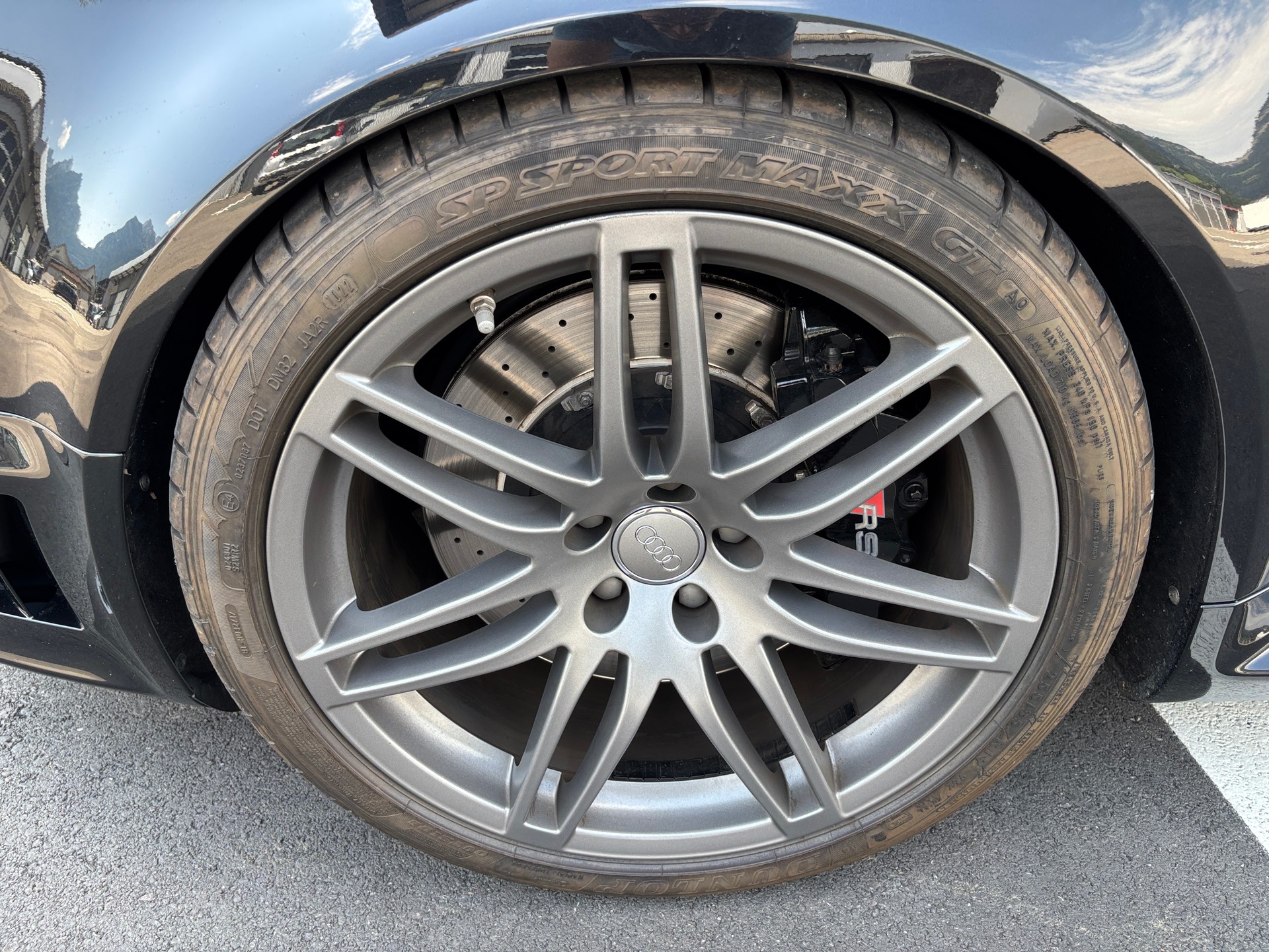 AUDI RS4 Avant 4.2 V8 quattro-image-16