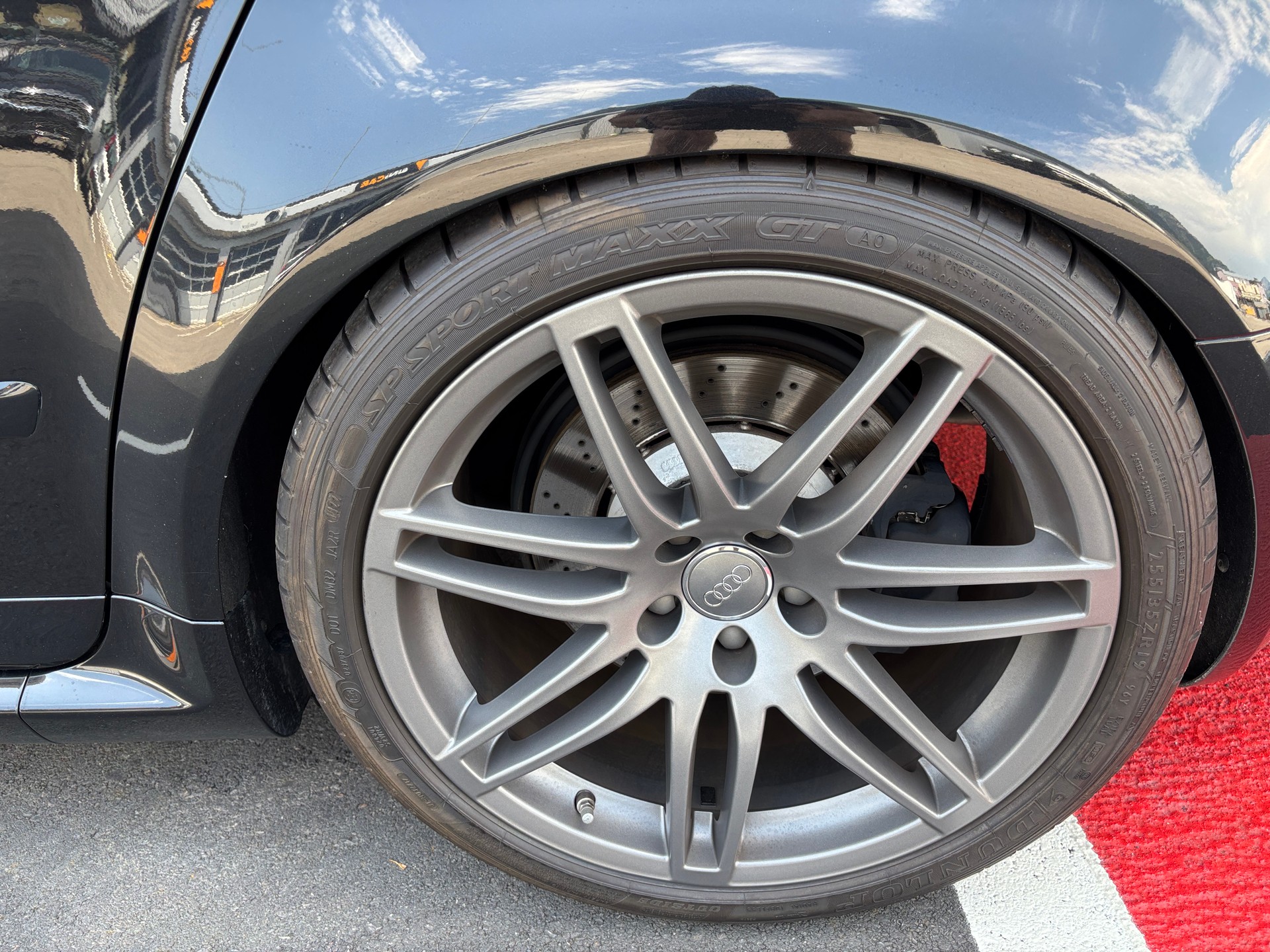 AUDI RS4 Avant 4.2 V8 quattro-image-17