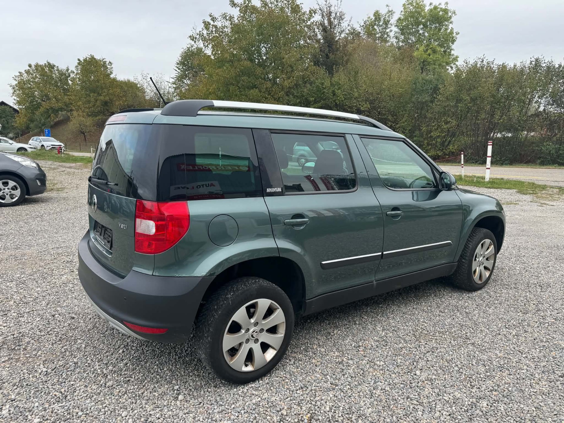 SKODA Yeti 1.8 TSI L&K 4x4 DSG-image-8