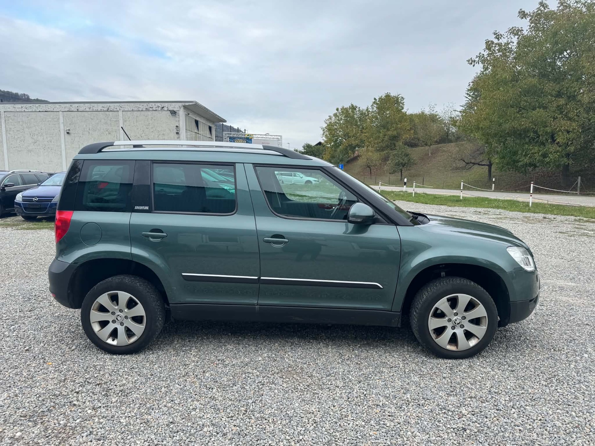 SKODA Yeti 1.8 TSI L&K 4x4 DSG-image-5