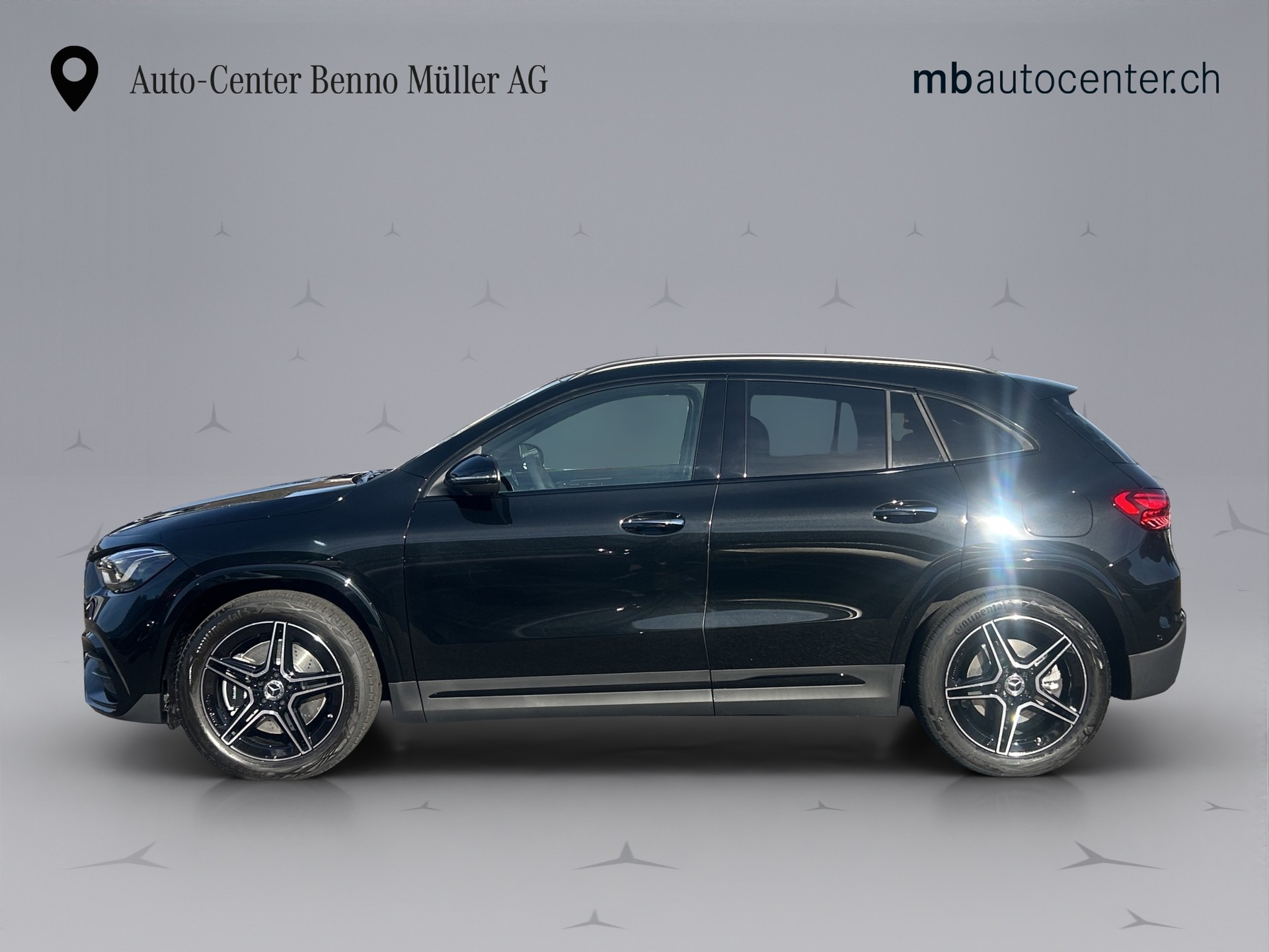 MERCEDES-BENZ GLA-Klasse H247 GLA 250 Swiss Star AMG Line 4matic-image-2