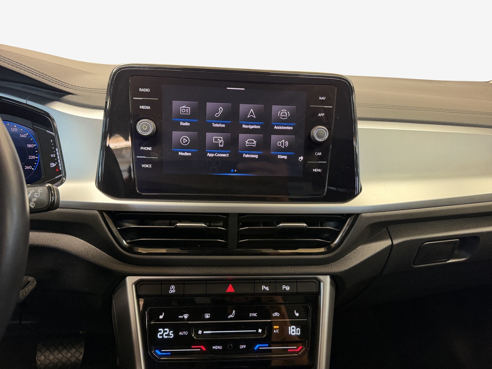 VW T-Roc 1.5 TSI EVO Life DSG-image-10
