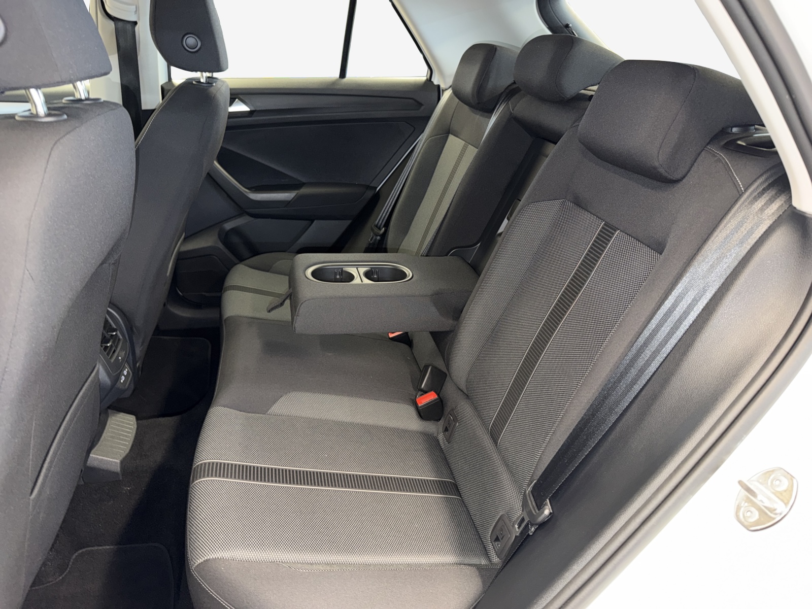 VW T-Roc 1.5 TSI EVO Life DSG-image-11