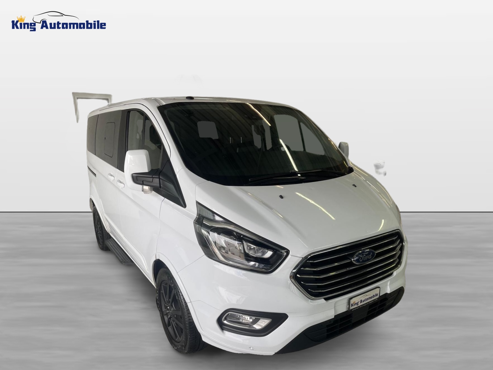 FORD Tourneo Custom 310 L1H1 Titanium SelectShift A | CH-Auto | Ab MFK 01.2026 | 8-Plätzer | AHK-showroom-element-3