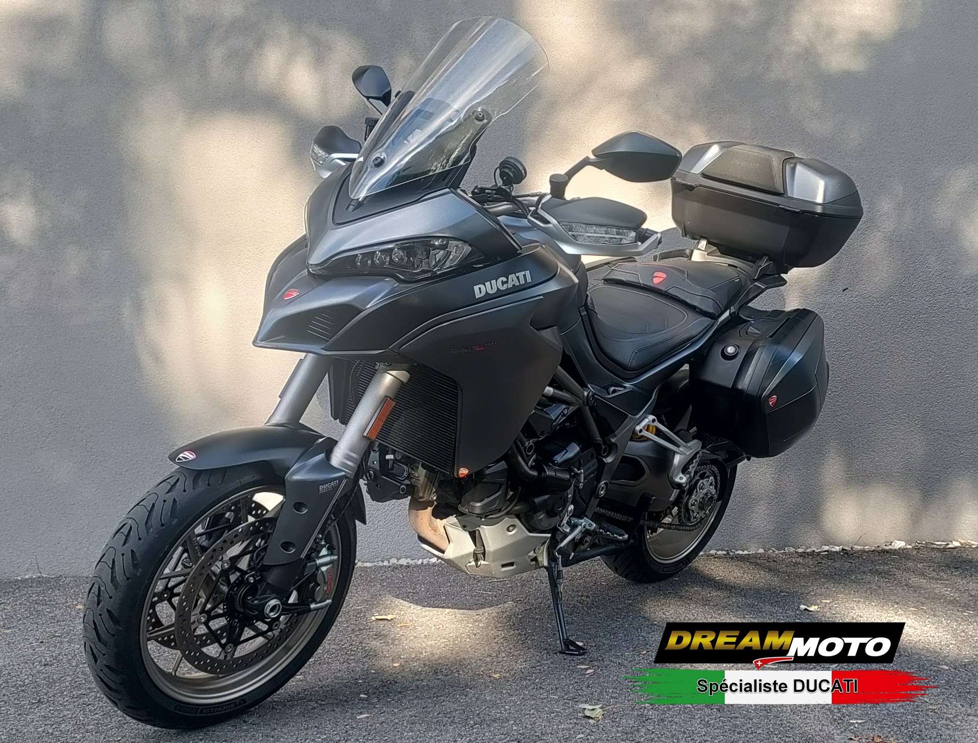 DUCATI Multistrada 1260 S Touring-showroom-element-2