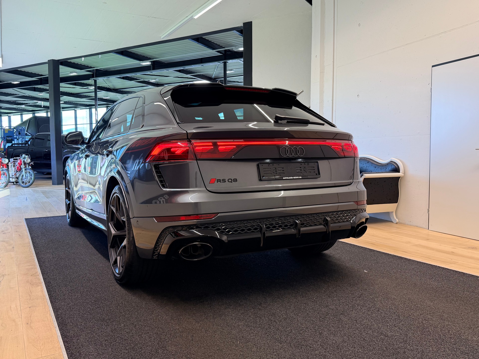 AUDI RSQ8 performance quattro-image-8