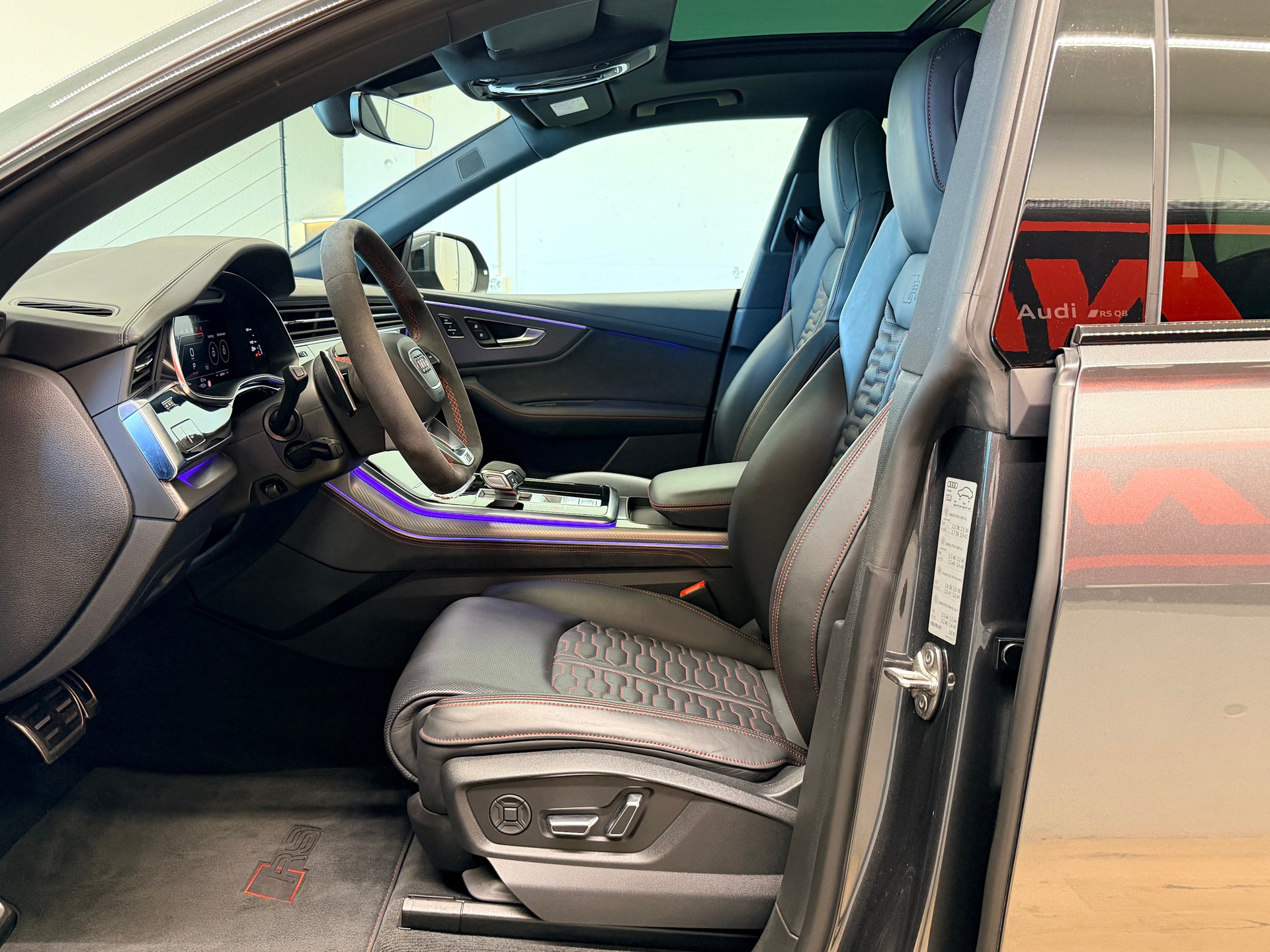 AUDI RSQ8 performance quattro-image-15
